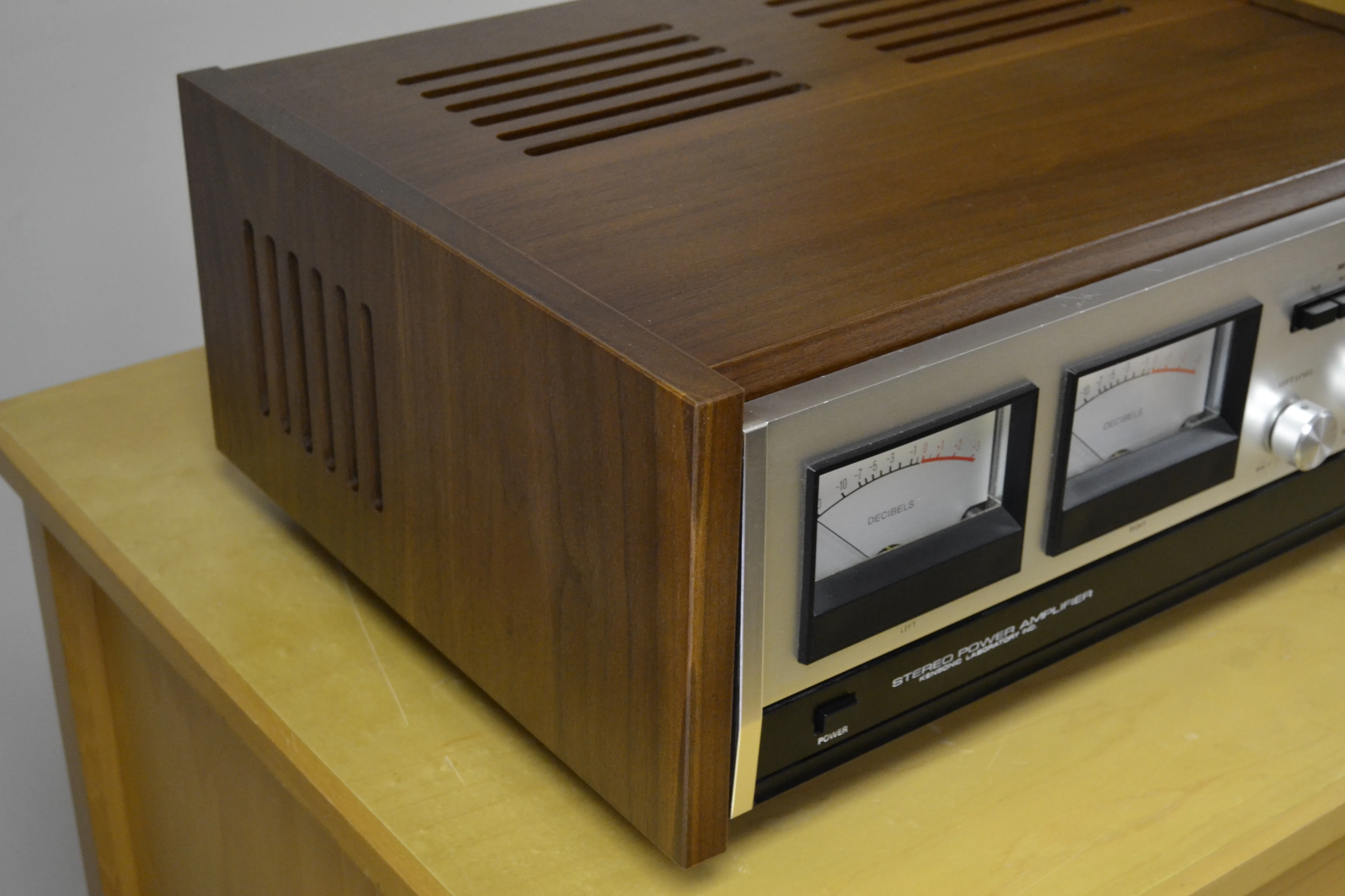 1975 Accuphase C200 Preamplifier - P300 Power Amplifier - T100 Tuner - New Hardwood Cases - Image 34