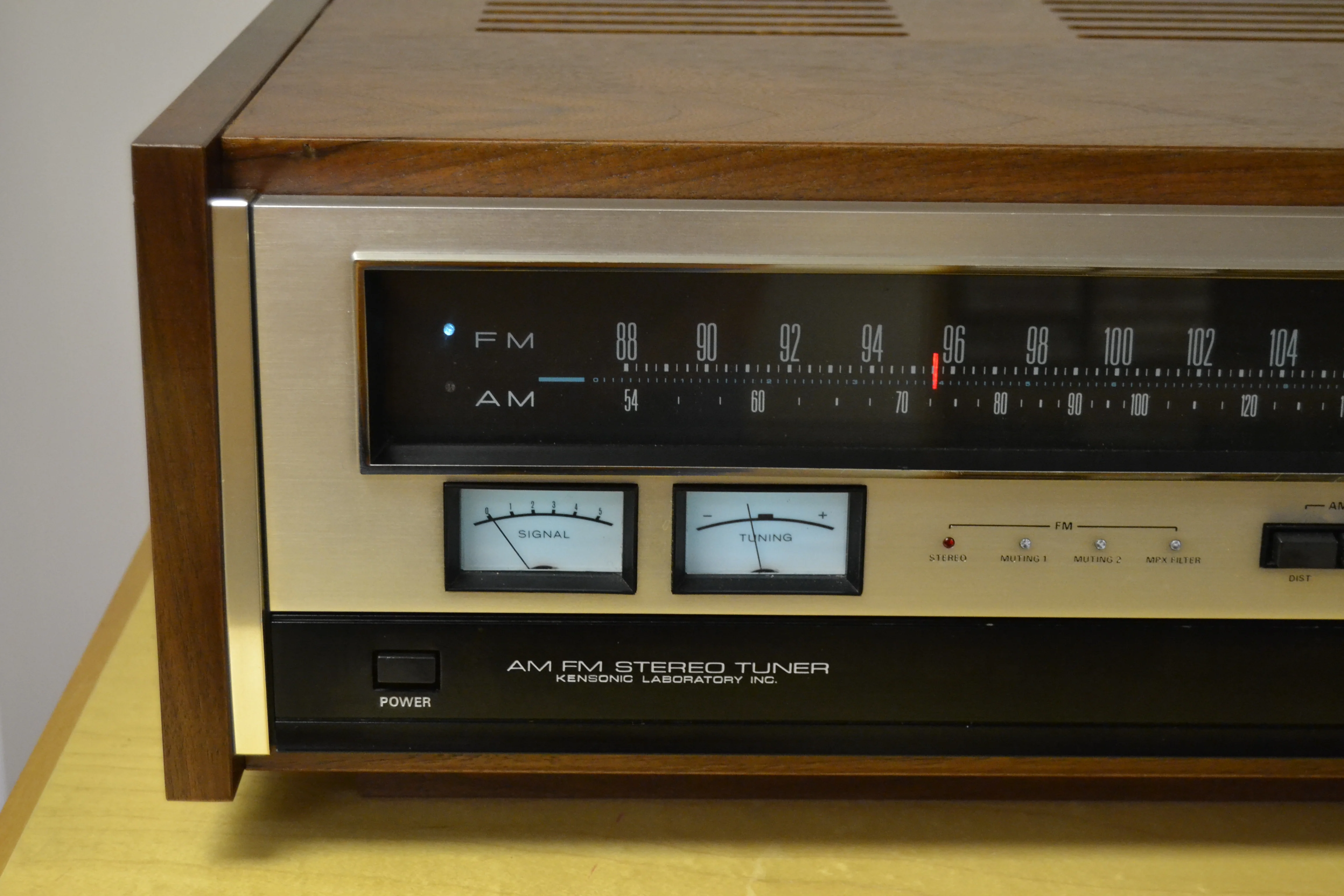 1975 Accuphase C200 Preamplifier - P300 Power Amplifier - T100 Tuner - New Hardwood Cases - Image 39