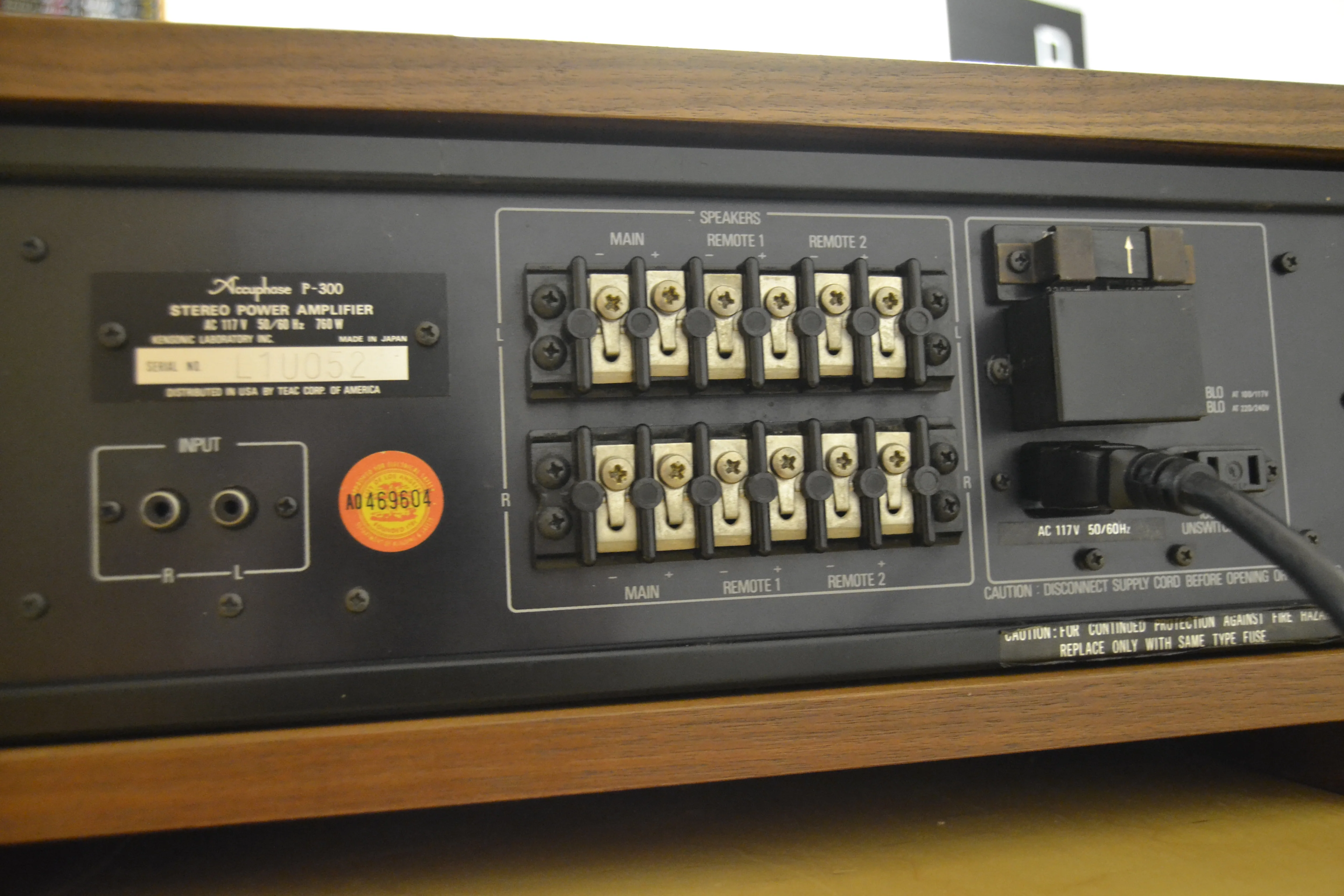 1975 Accuphase C200 Preamplifier - P300 Power Amplifier - T100 Tuner - New Hardwood Cases - Image 51