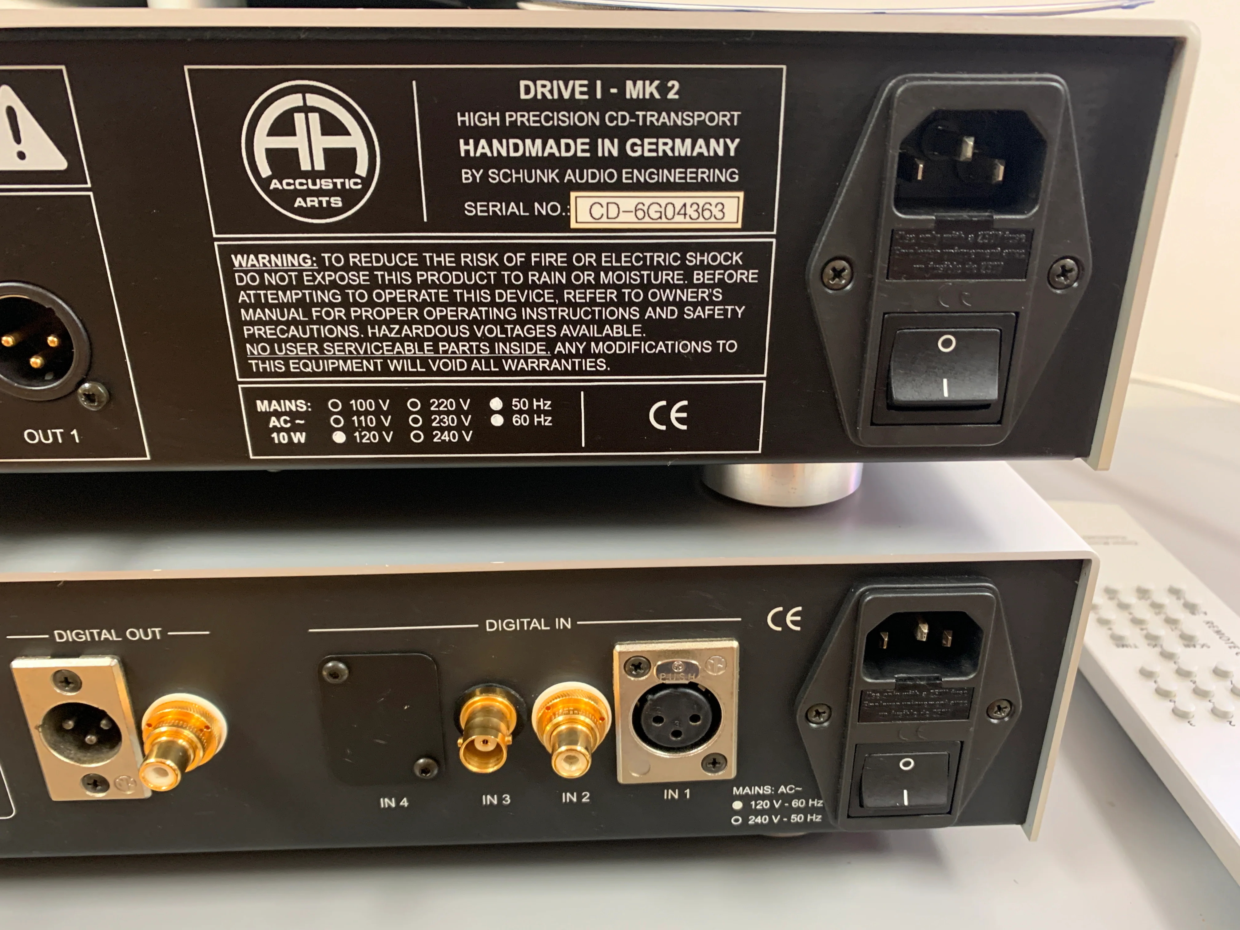 Accustic Arts DRIVE1 and Upgraded DAC1 * Cd Transport and DAC * Remote * Manuals * Boxes - Image 22