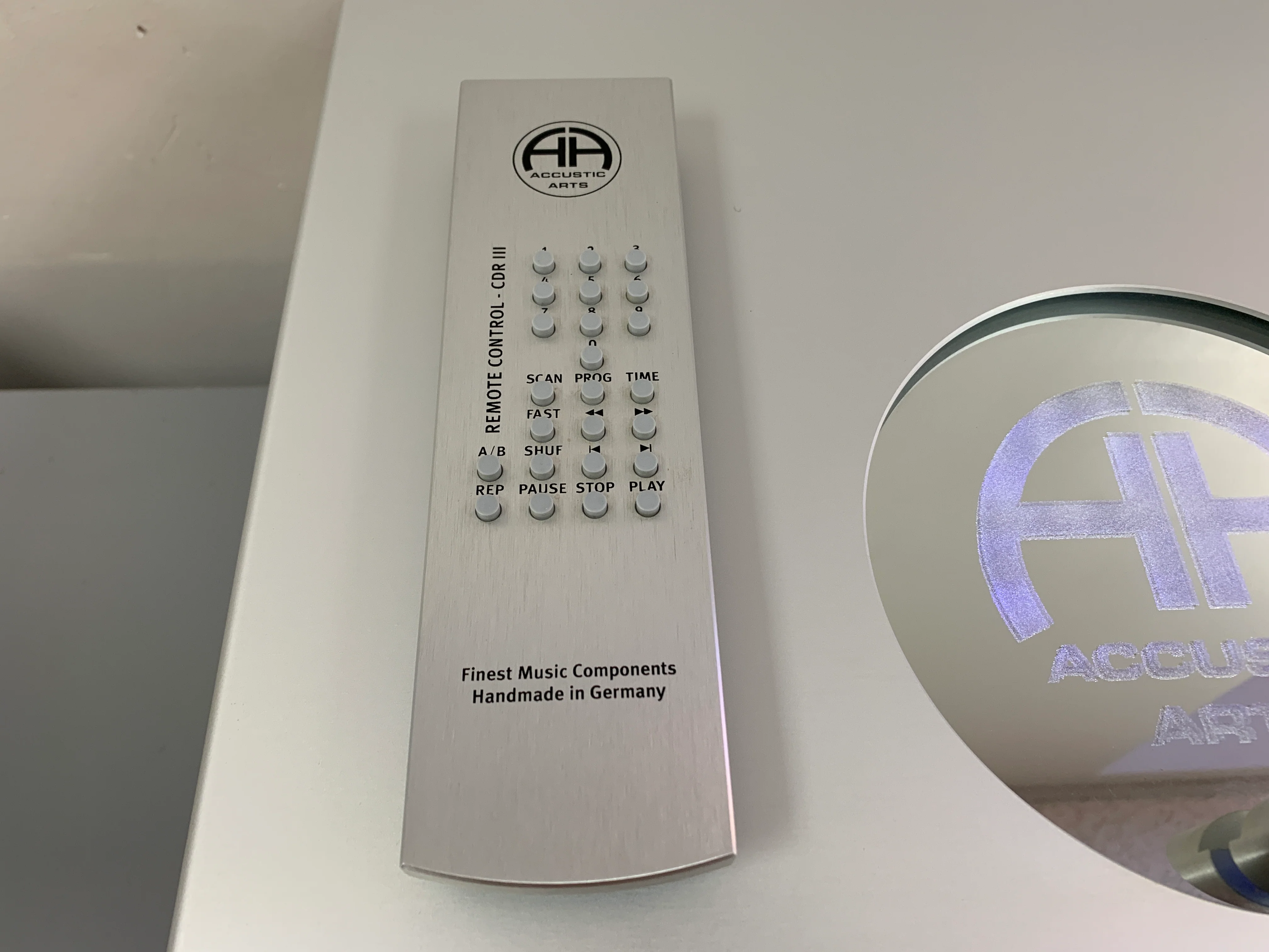 Accustic Arts DRIVE1 and Upgraded DAC1 * Cd Transport and DAC * Remote * Manuals * Boxes - Image 8