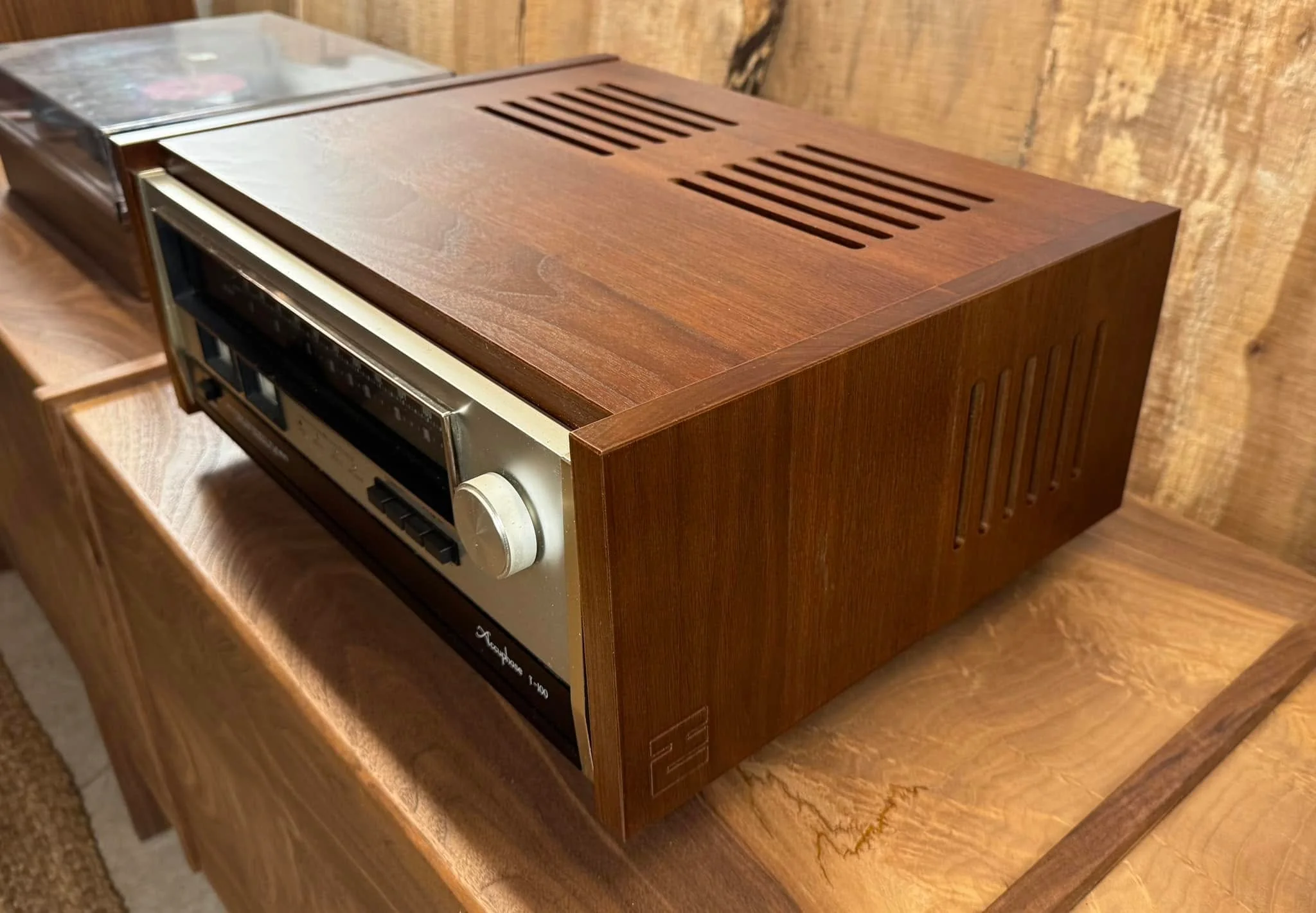 Accuphase Hardwood Case Replica - Fits: E202 - C200 - P300 - T100 - Image 4