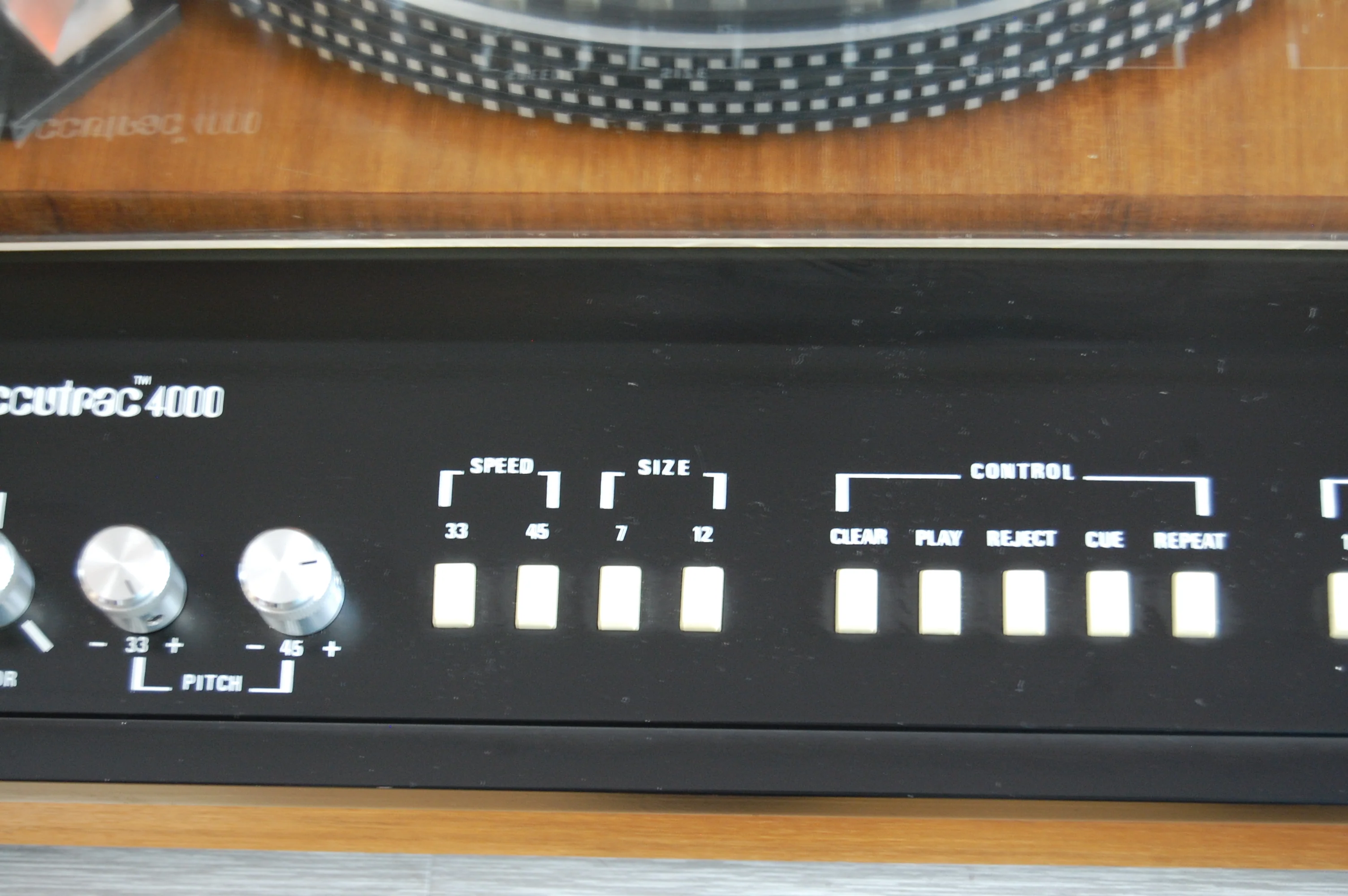 ADC Accutrac 4000 Programmable Turntable - Remote Control - Box - Image 4