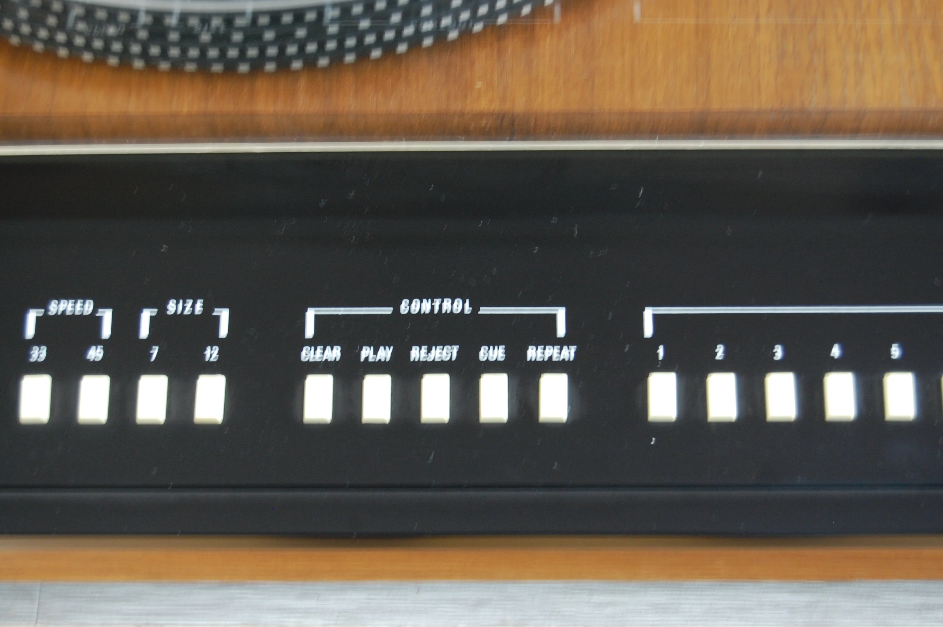ADC Accutrac 4000 Programmable Turntable - Remote Control - Box - Image 5