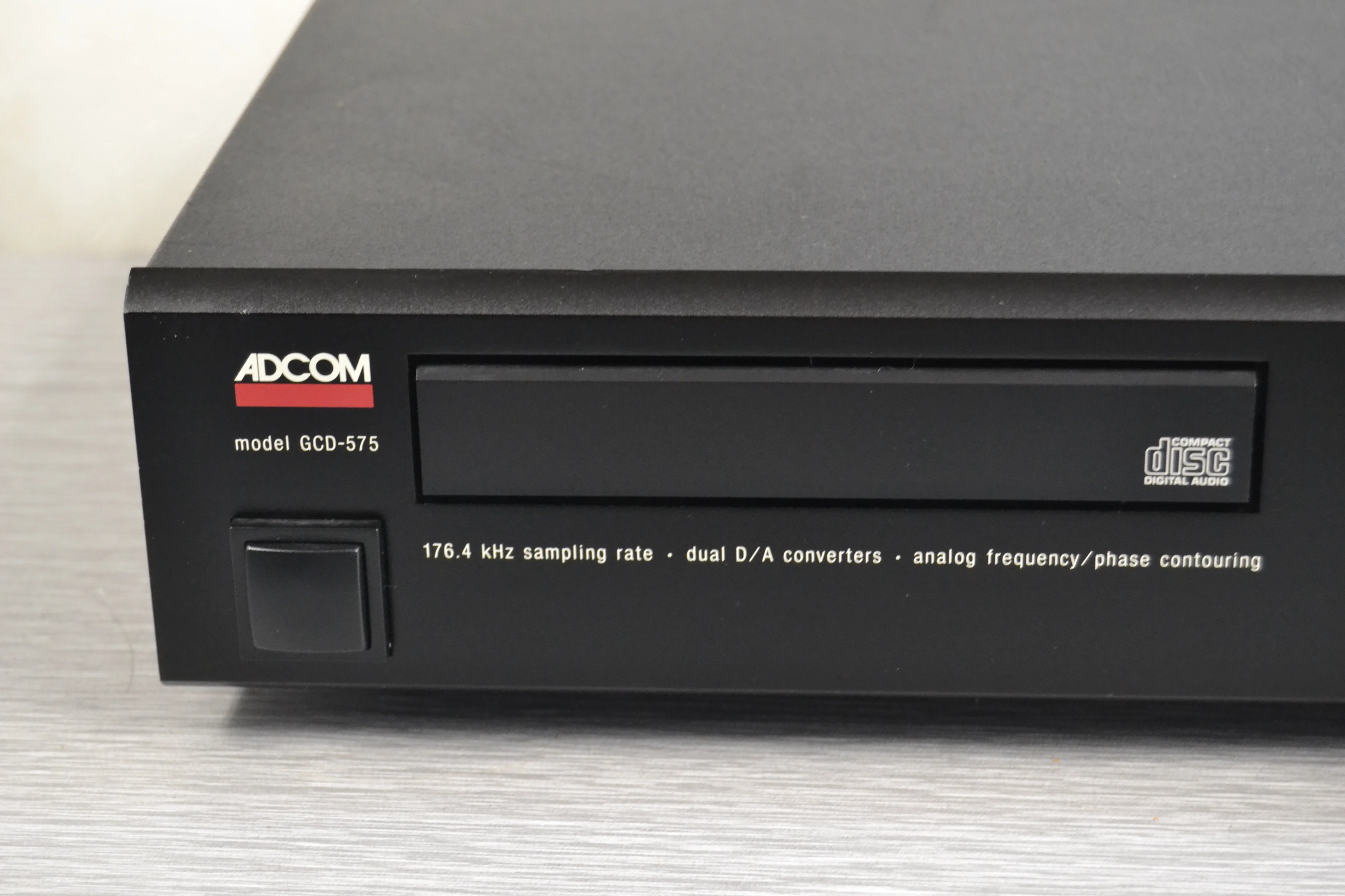Adcom GCD-575 Single CD Player * Recapped and Performed Audio Fix - Image 2