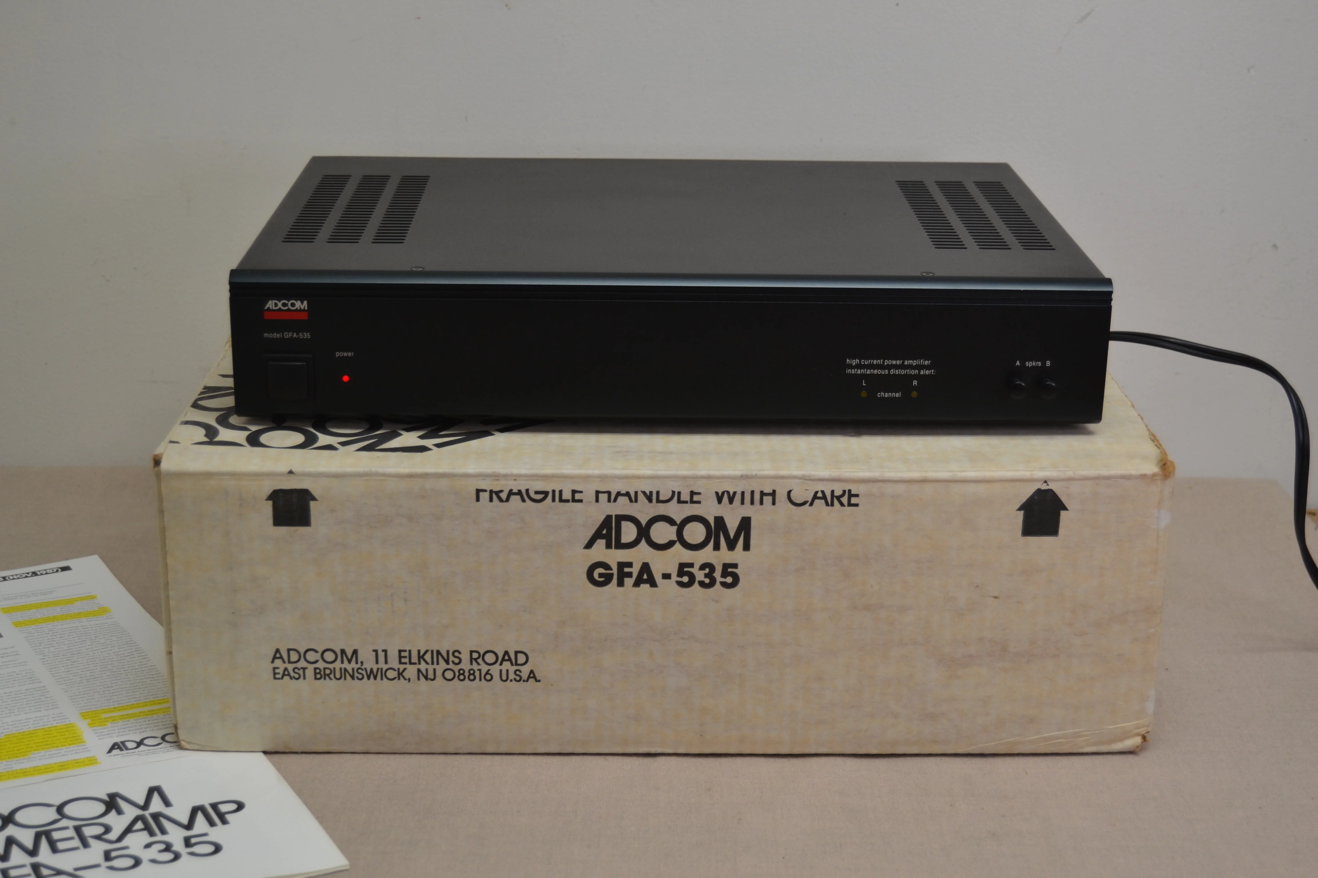 Adcom GFA-535 Stereo Power Amplifier * 60W RMS * Box * Manual