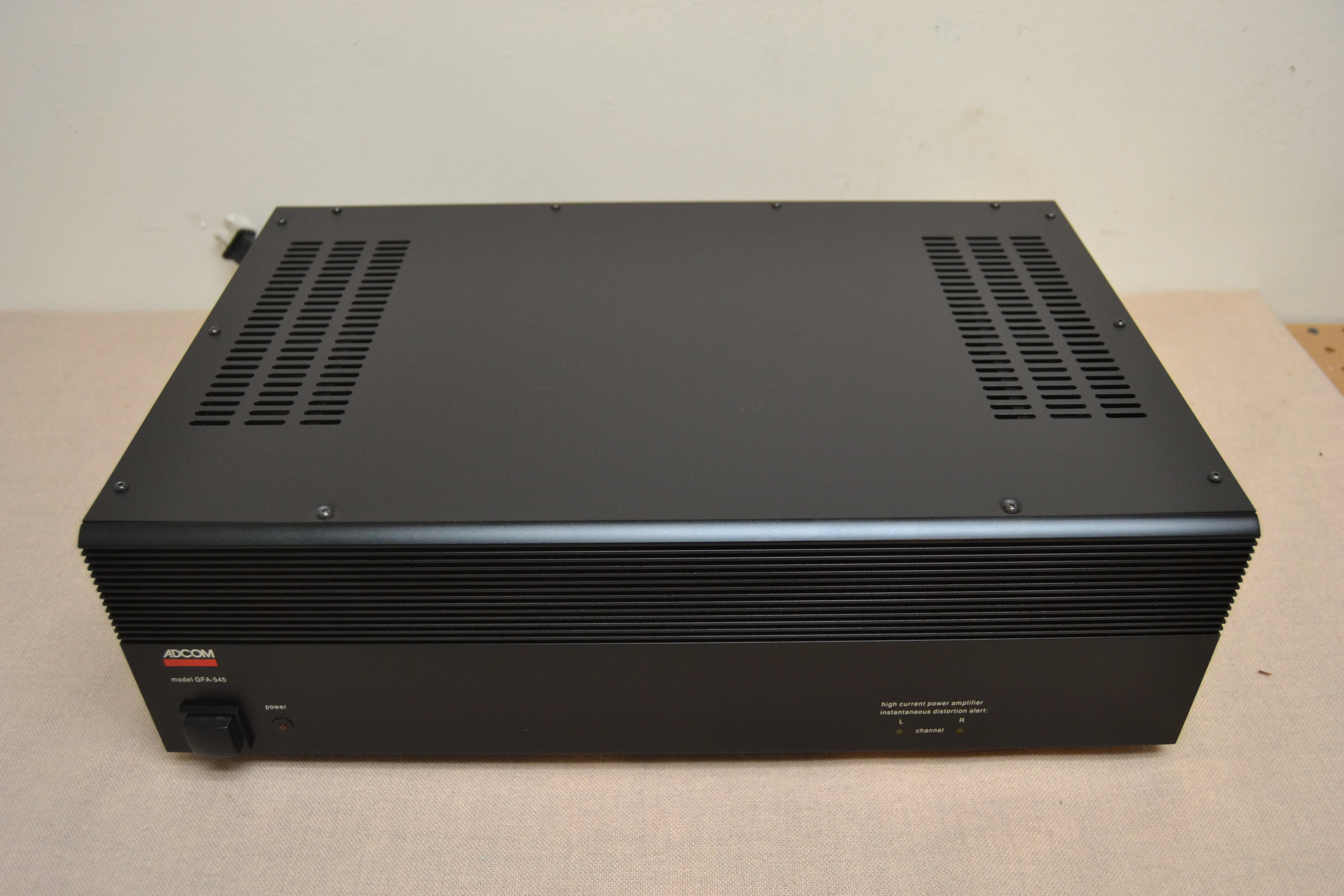 Adcom GFA-545 Stereo Power Amplifier * 100W RMS - Image 5
