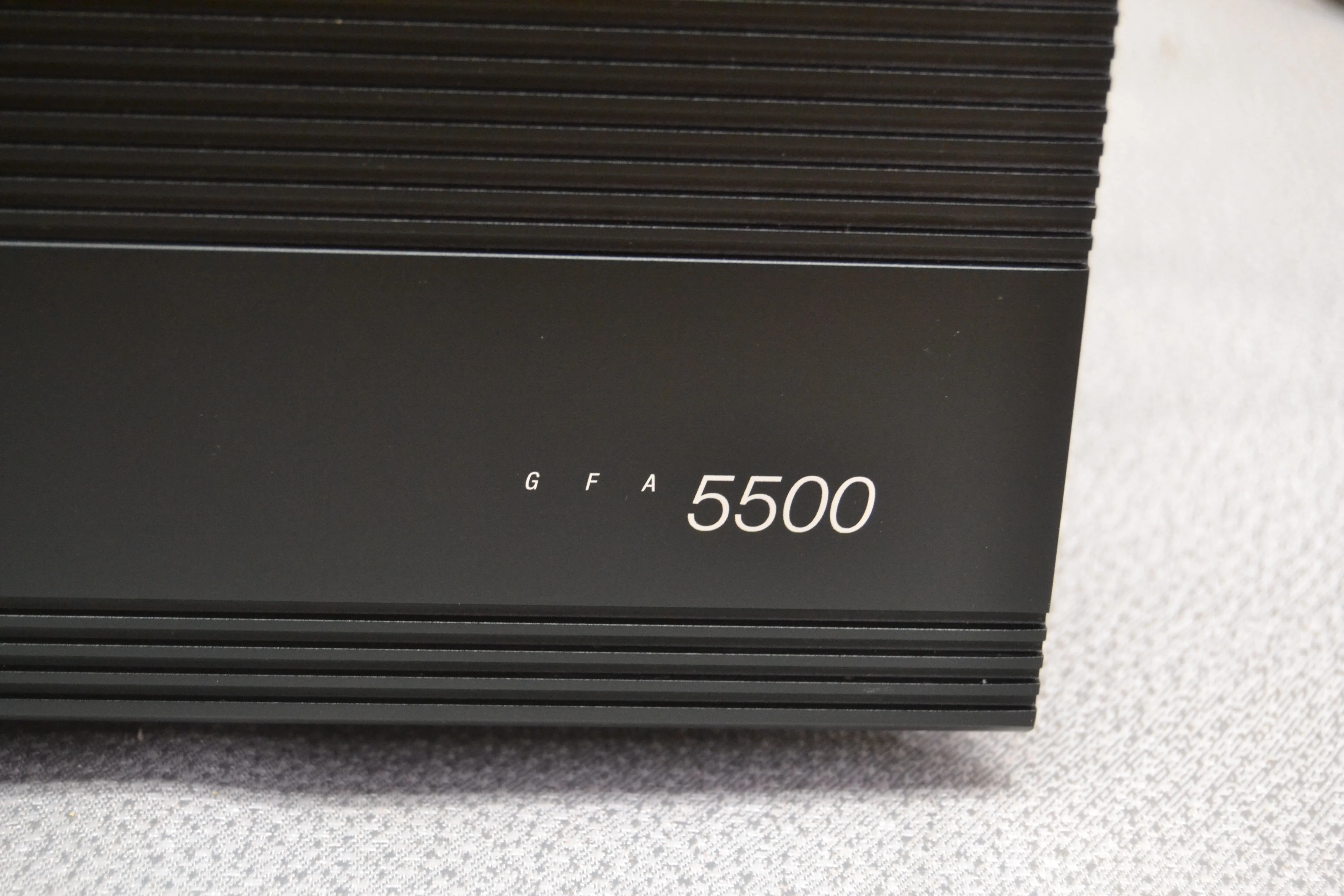 Adcom GFA-5500 Power Amplifier * 200W RMS * 1995 - Image 4