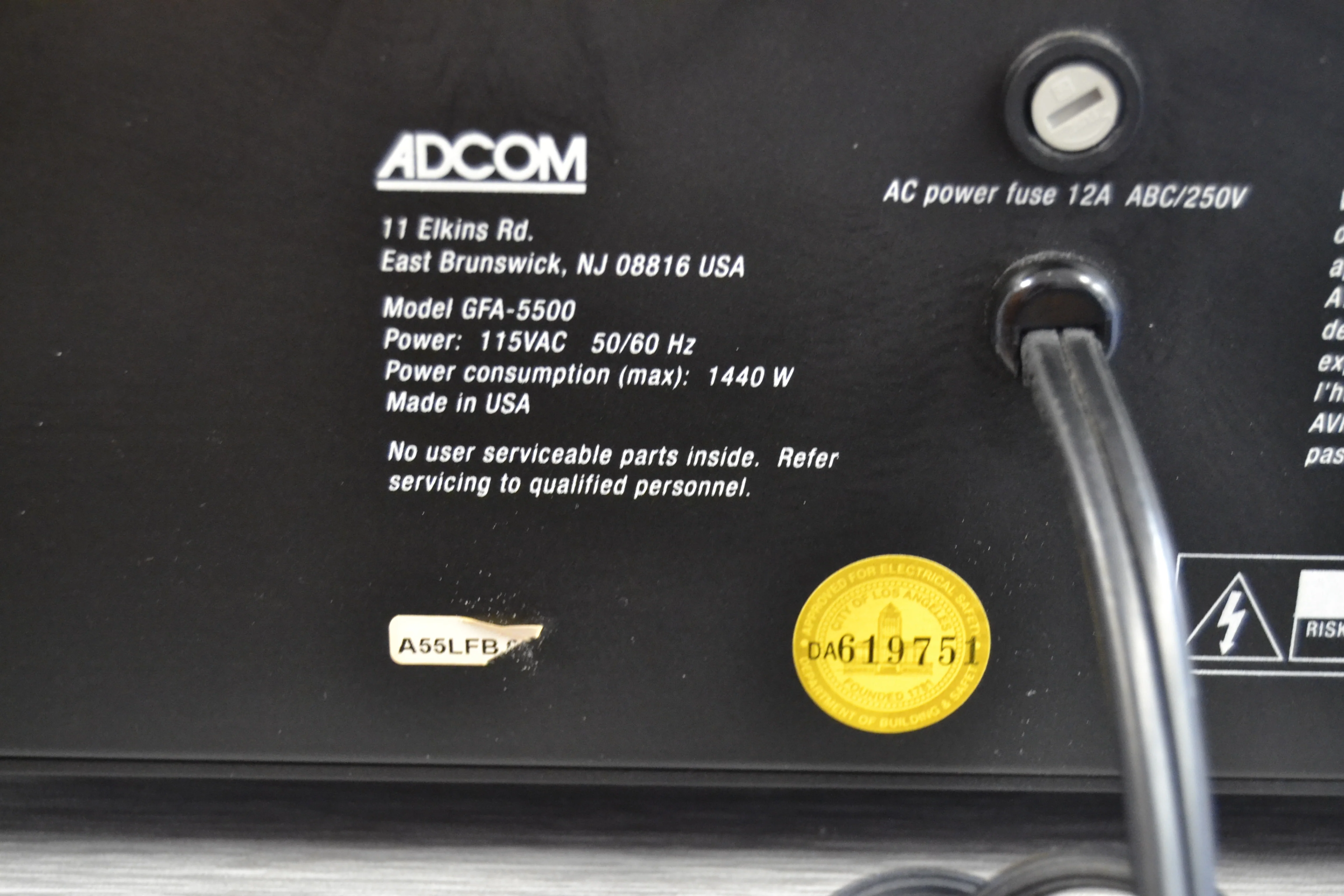 Adcom GFA 5500 Stereo Power Amplifier - Image 13