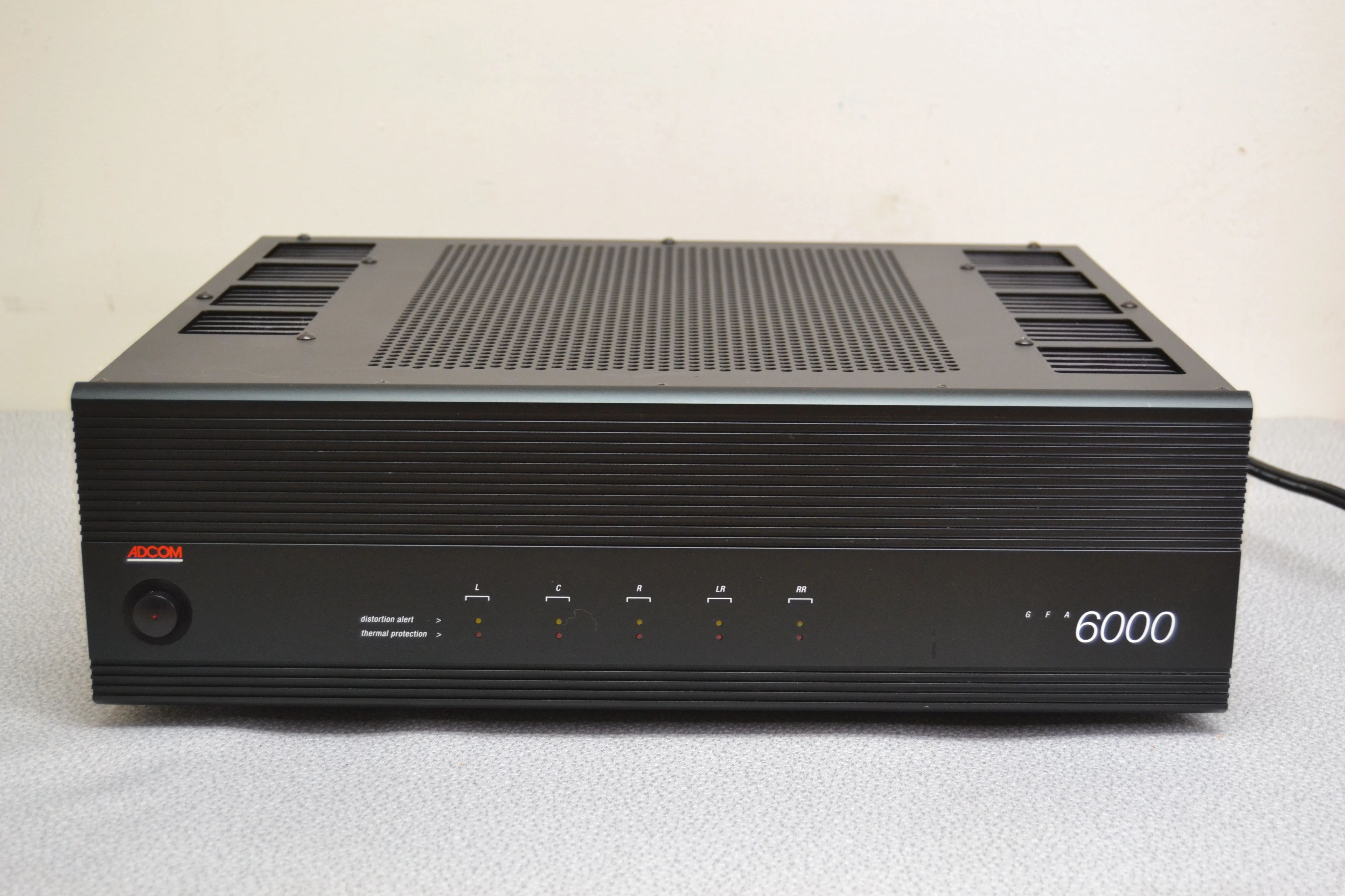 Adcom GFA-6000  Multi Channel Power Amplifier (1995) * 100W RMS x 5