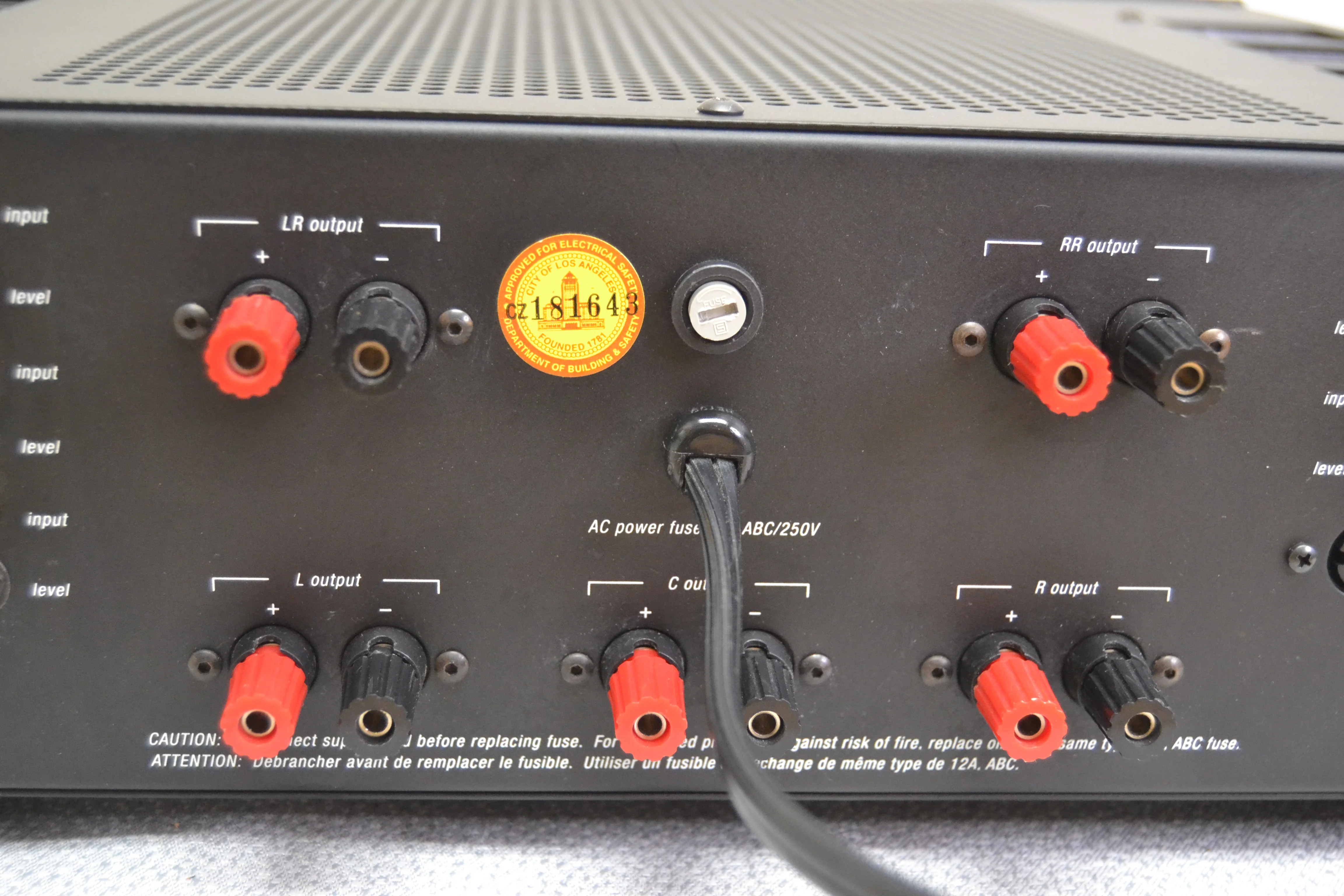 Adcom GFA-6000  Multi Channel Power Amplifier (1995) * 100W RMS x 5 - Image 10