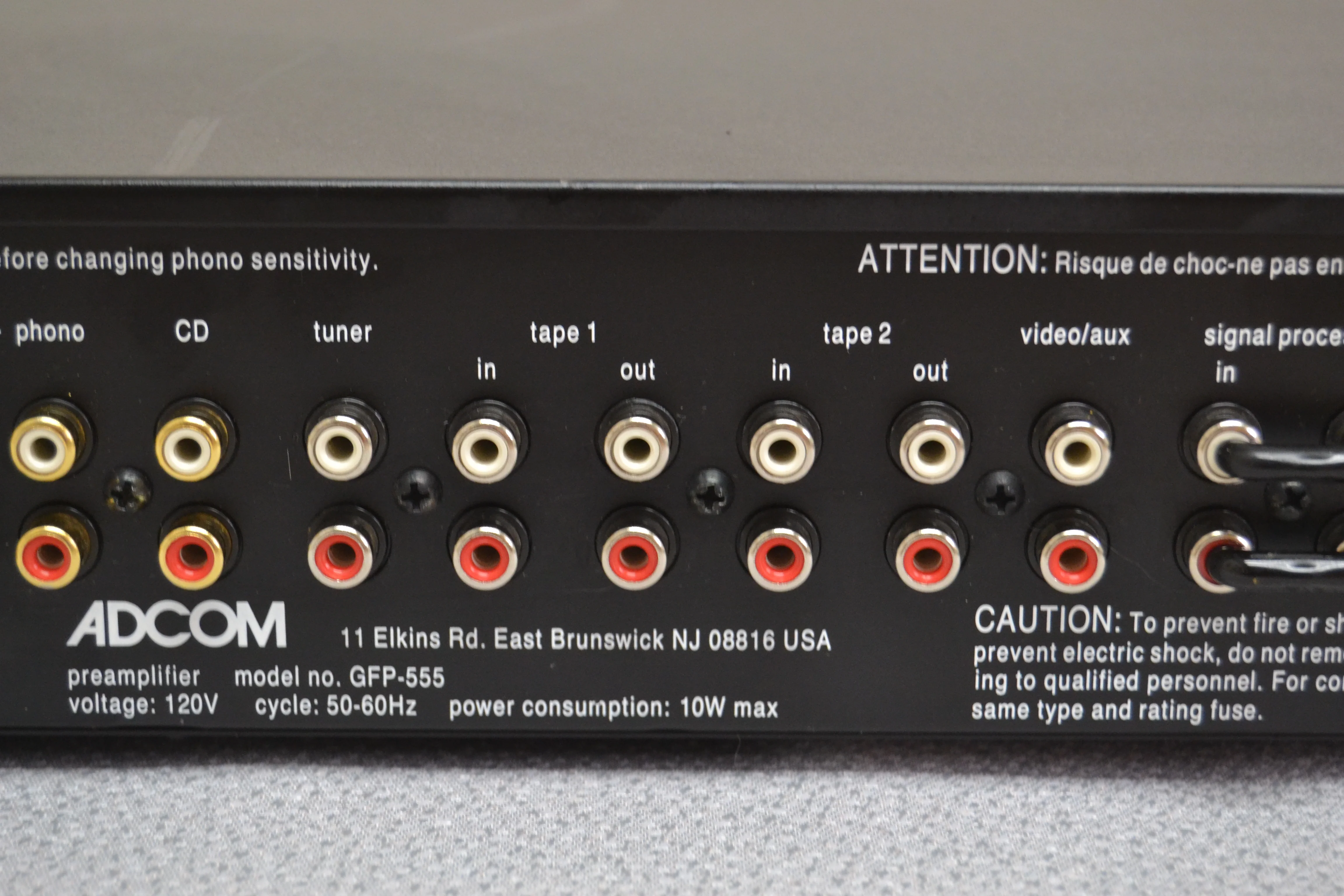 Adcom GFP-555  Stereo Pre-Amplifier (1986-90) - Image 11