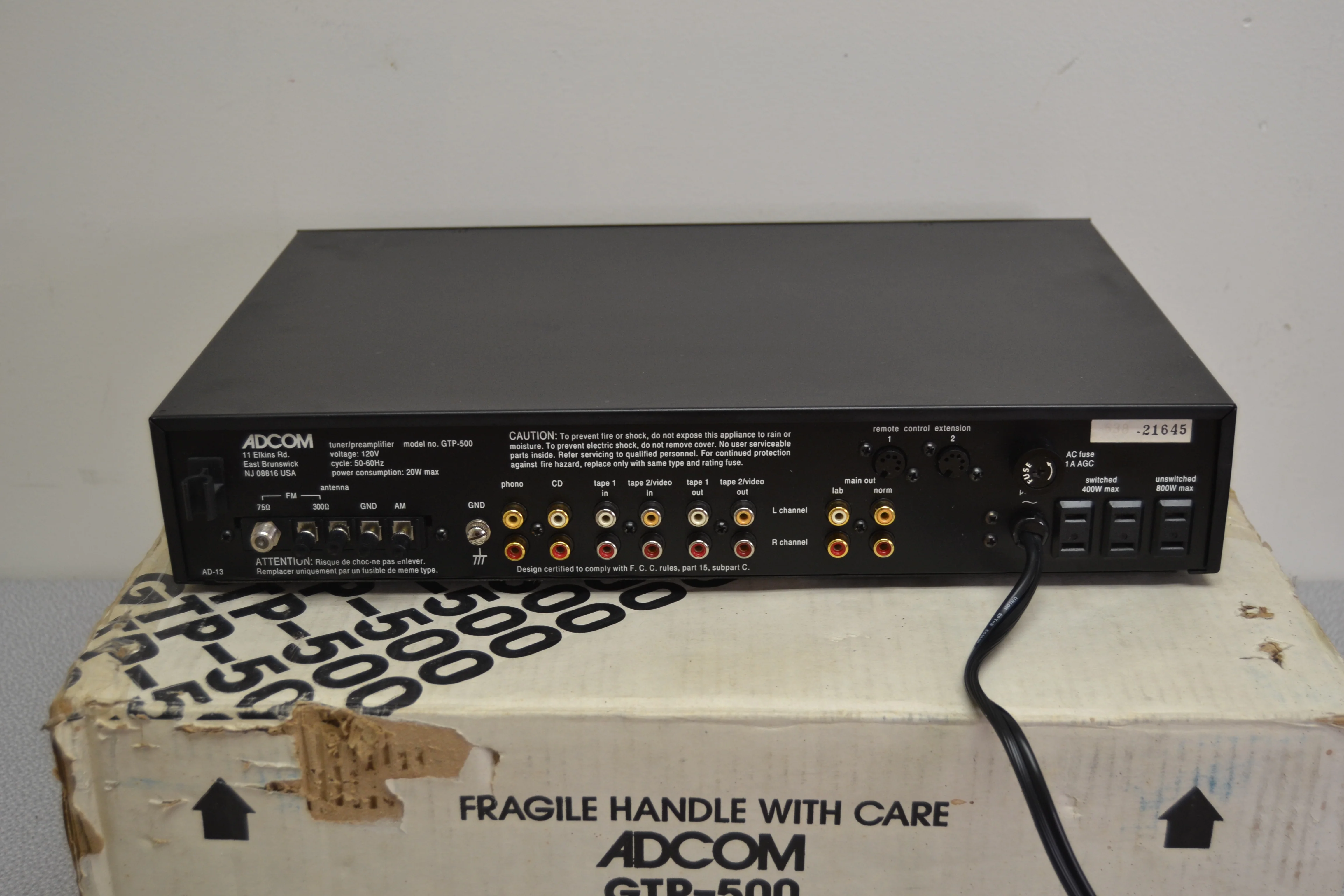 Adcom GTP-500  Tuner / Pre-Amplifier * Remote * Original Box * AM Antenna - Image 10