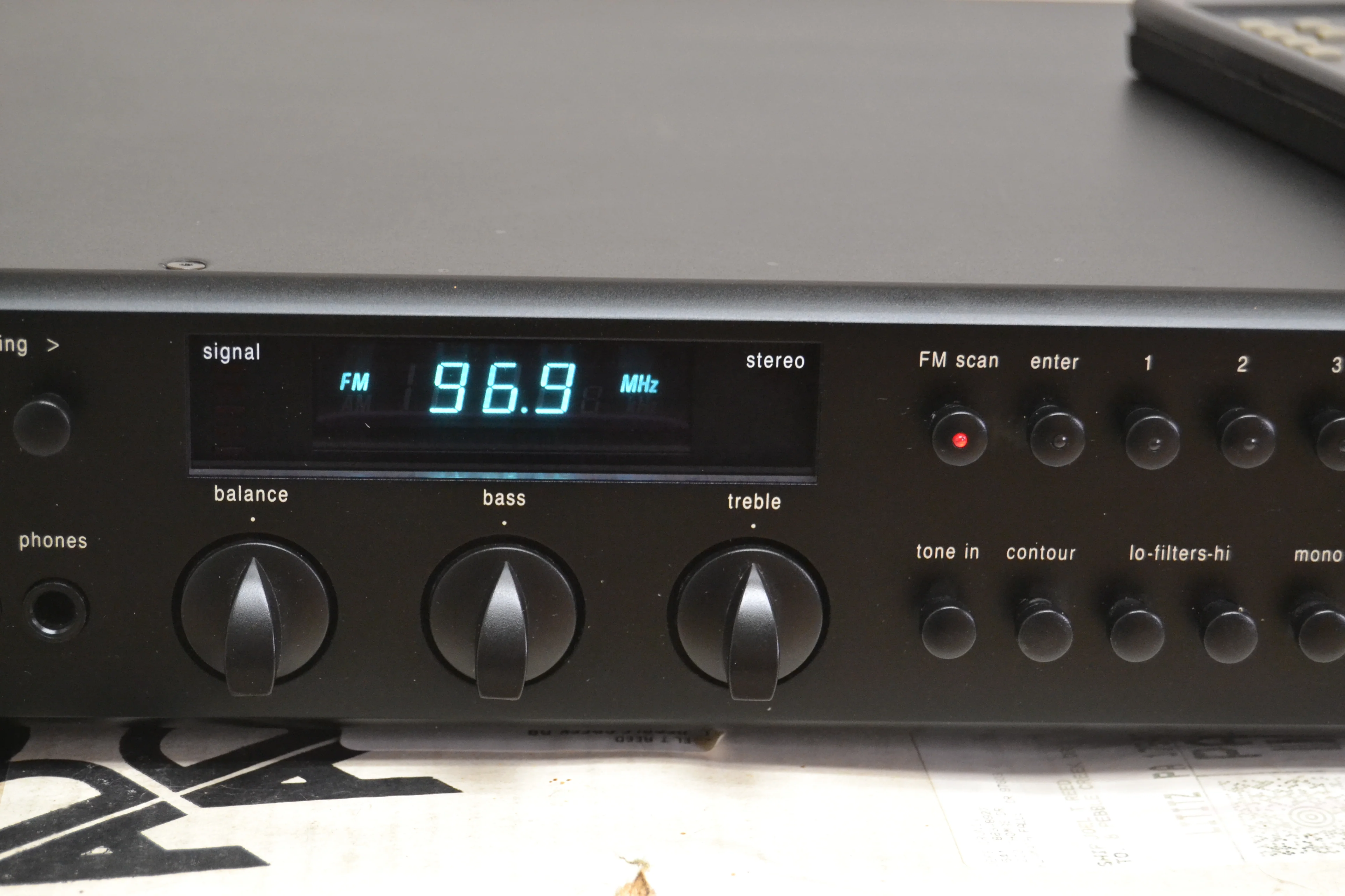 Adcom GTP-500  Tuner / Pre-Amplifier * Remote * Original Box * AM Antenna - Image 4