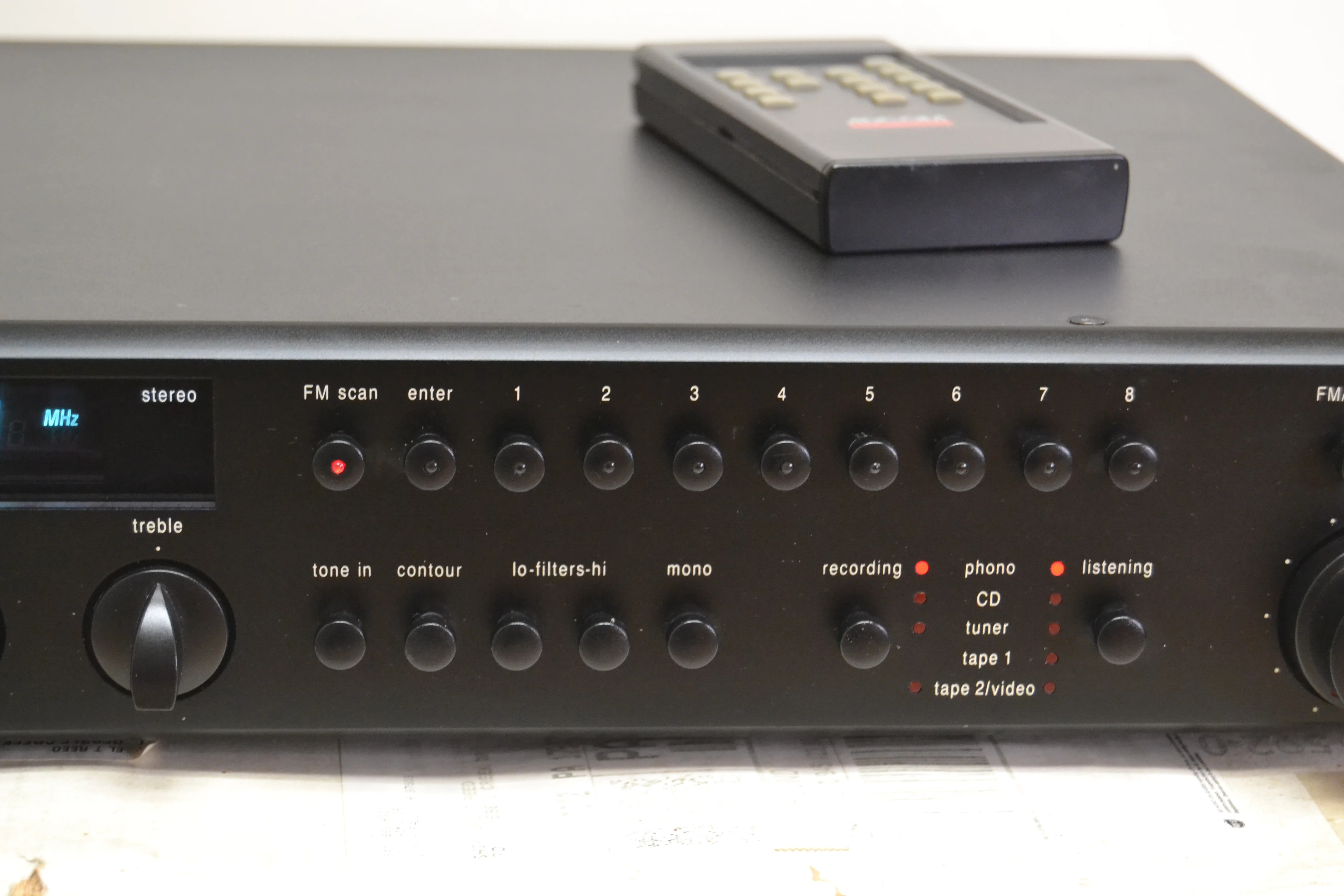 Adcom GTP-500  Tuner / Pre-Amplifier * Remote * Original Box * AM Antenna - Image 5