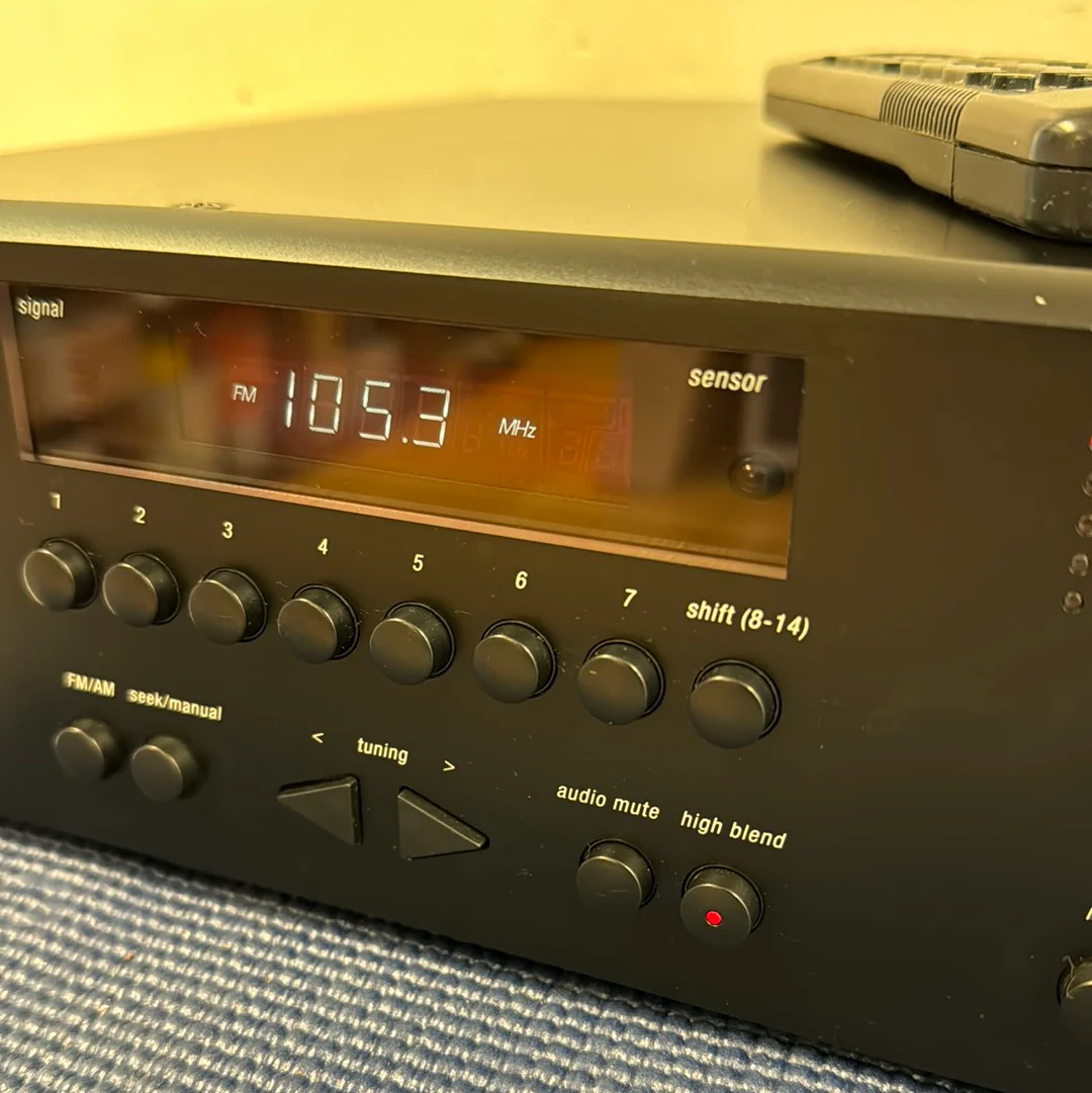 Adcom GTP-550 Stereo Preamplifier / Tuner * Remote - Image 9