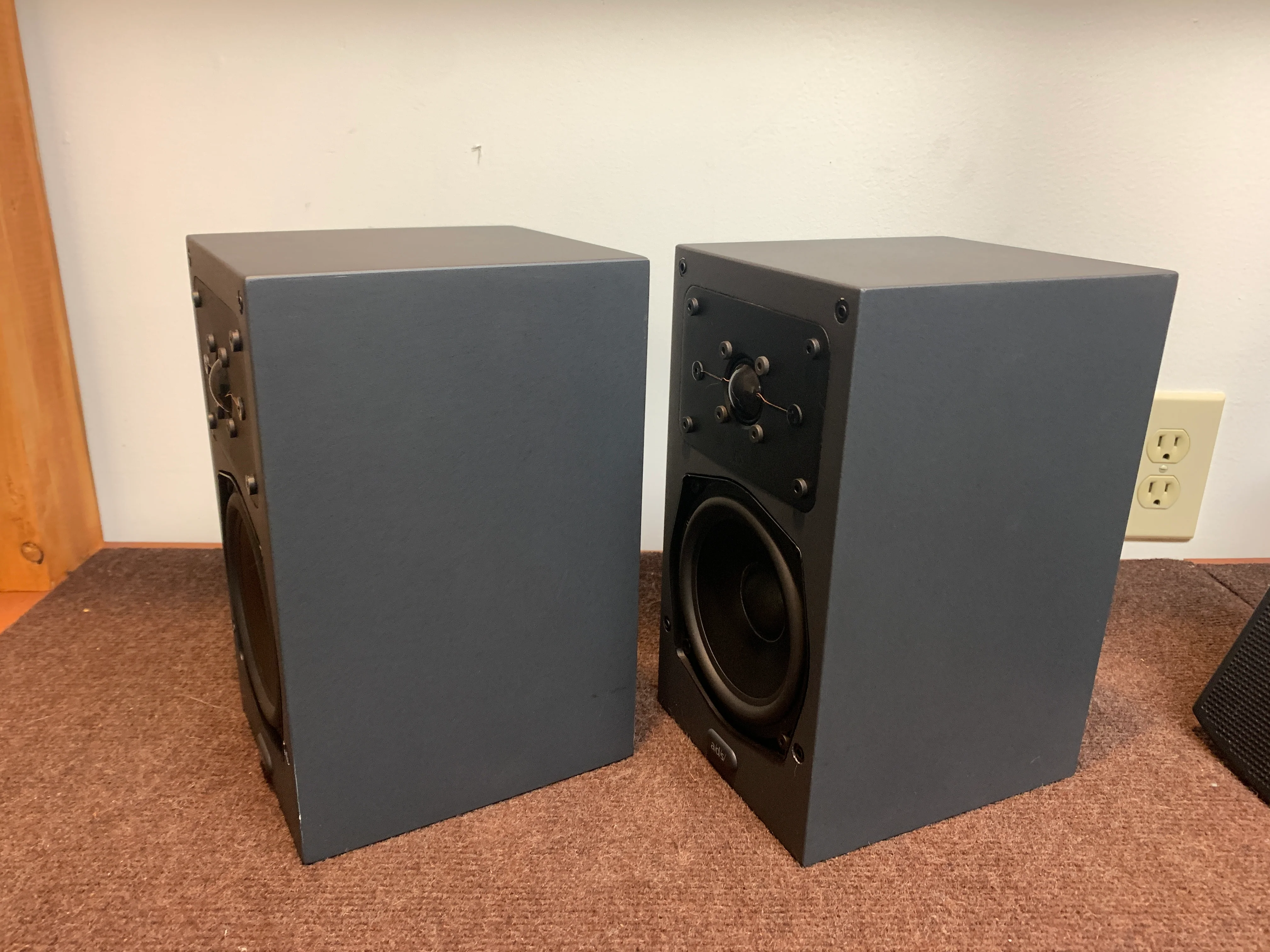 ADS SAT500 Bookshelf Speakers - Image 3