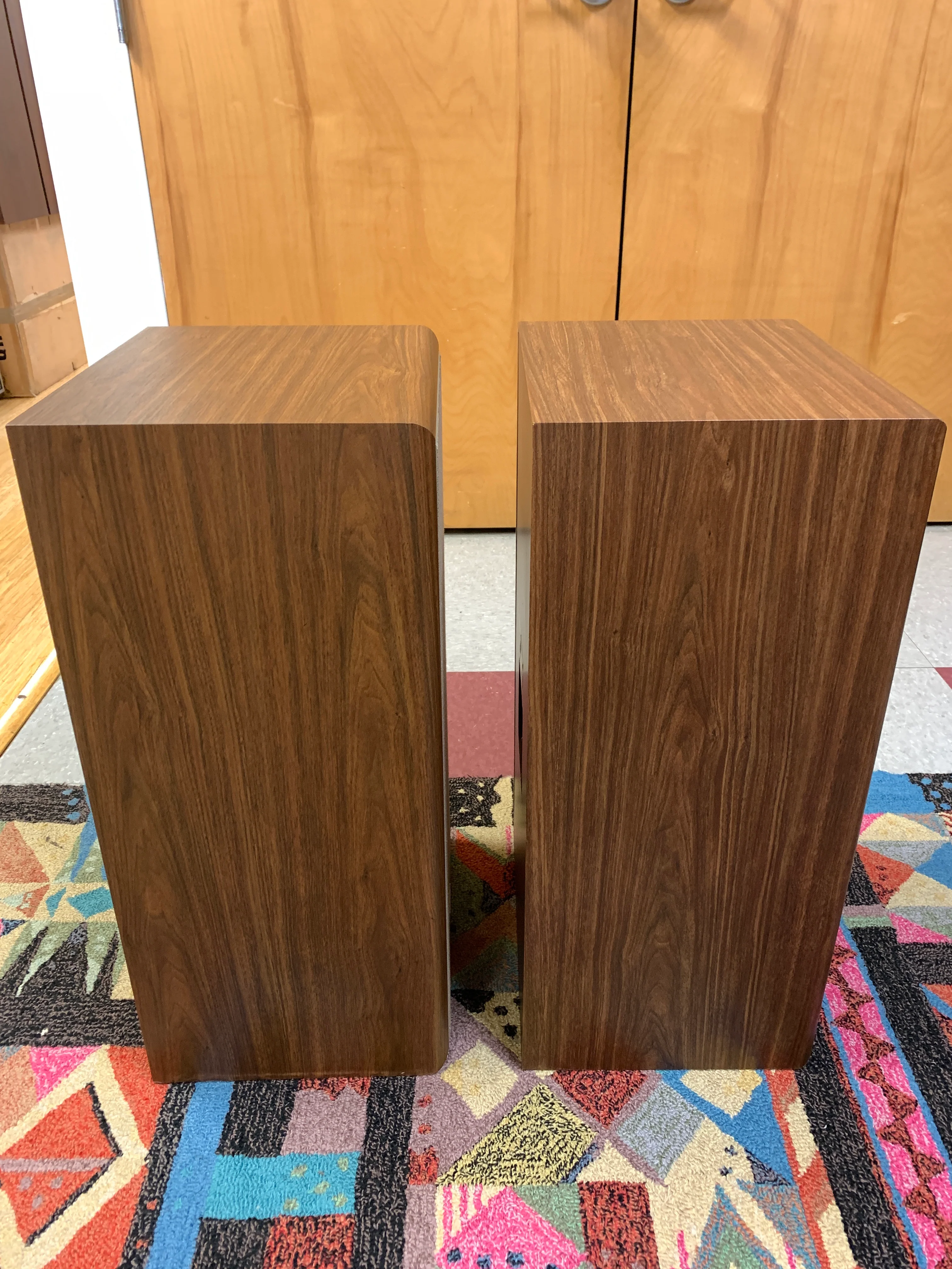 Advent 5002 Floor Standing Speakers - Image 6