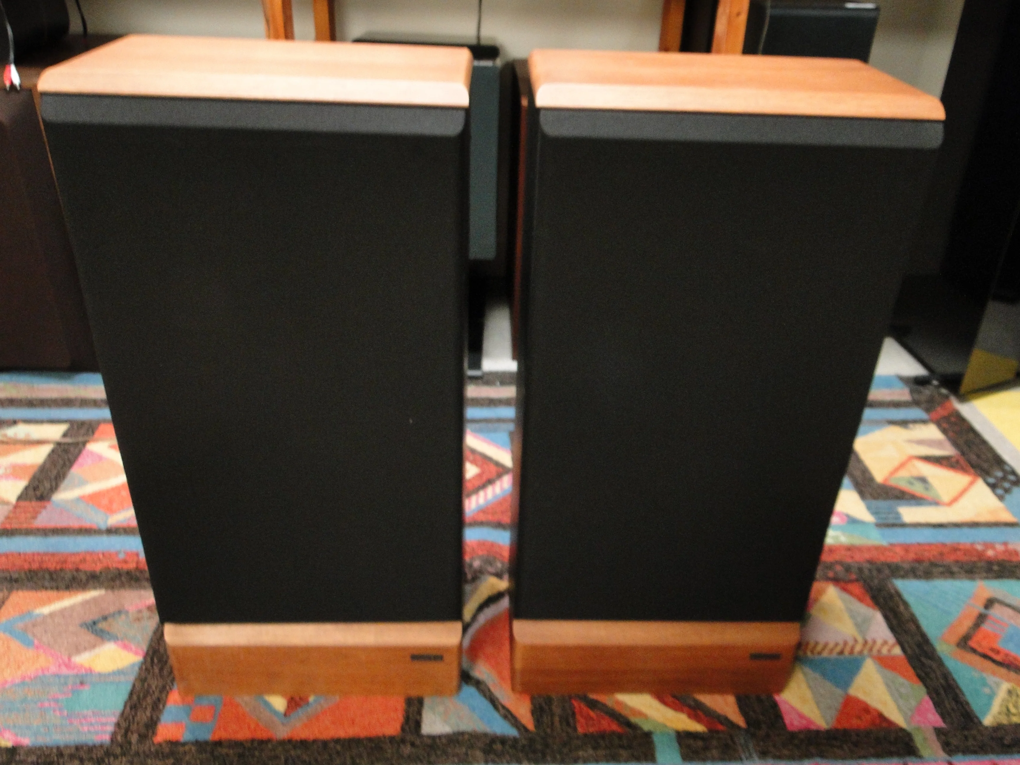 Advent Maestro Speakers * All new foams 10/2024