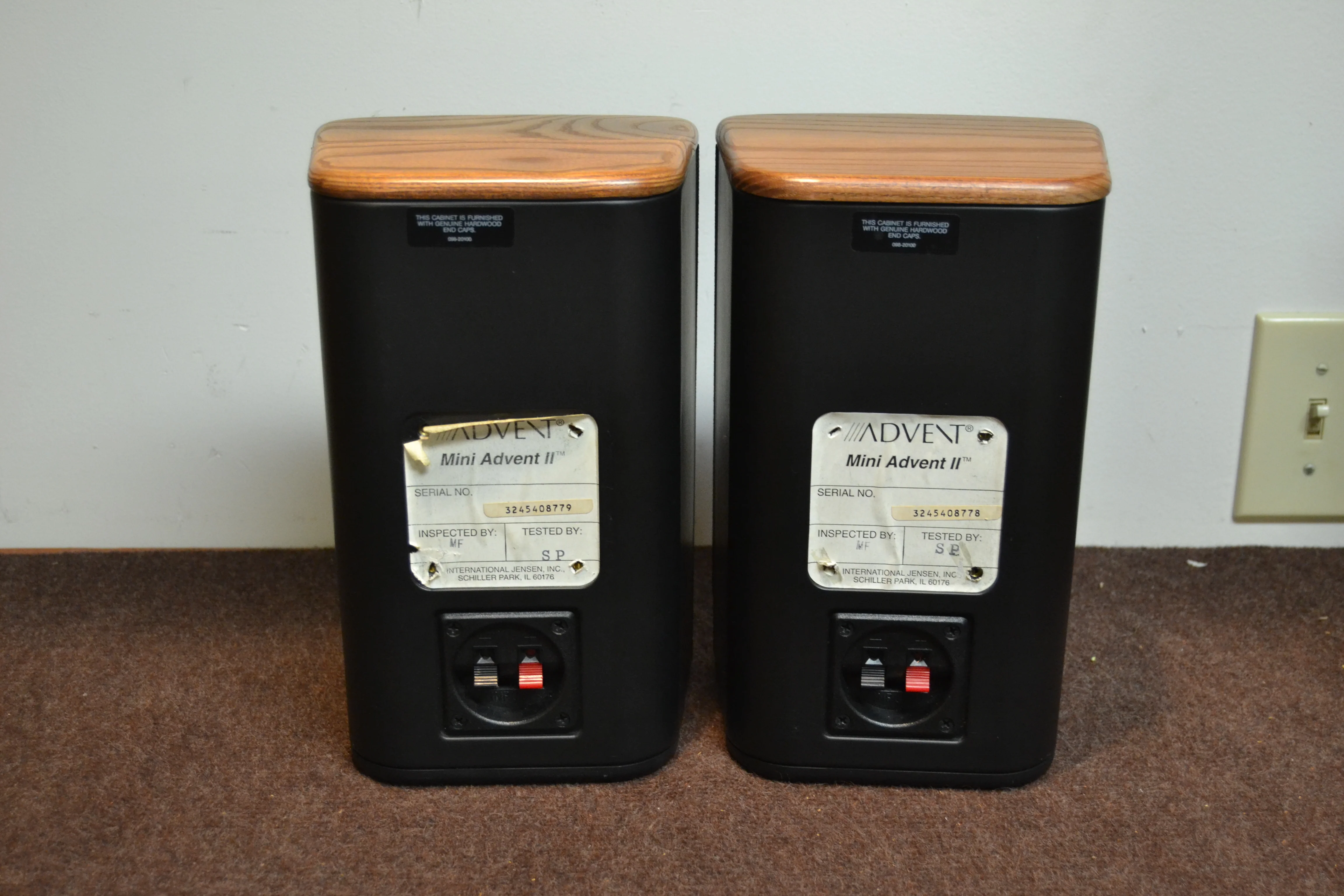 Advent Mini Advent II Bookshelf Speakers * Refoamed 2026 * - Image 3