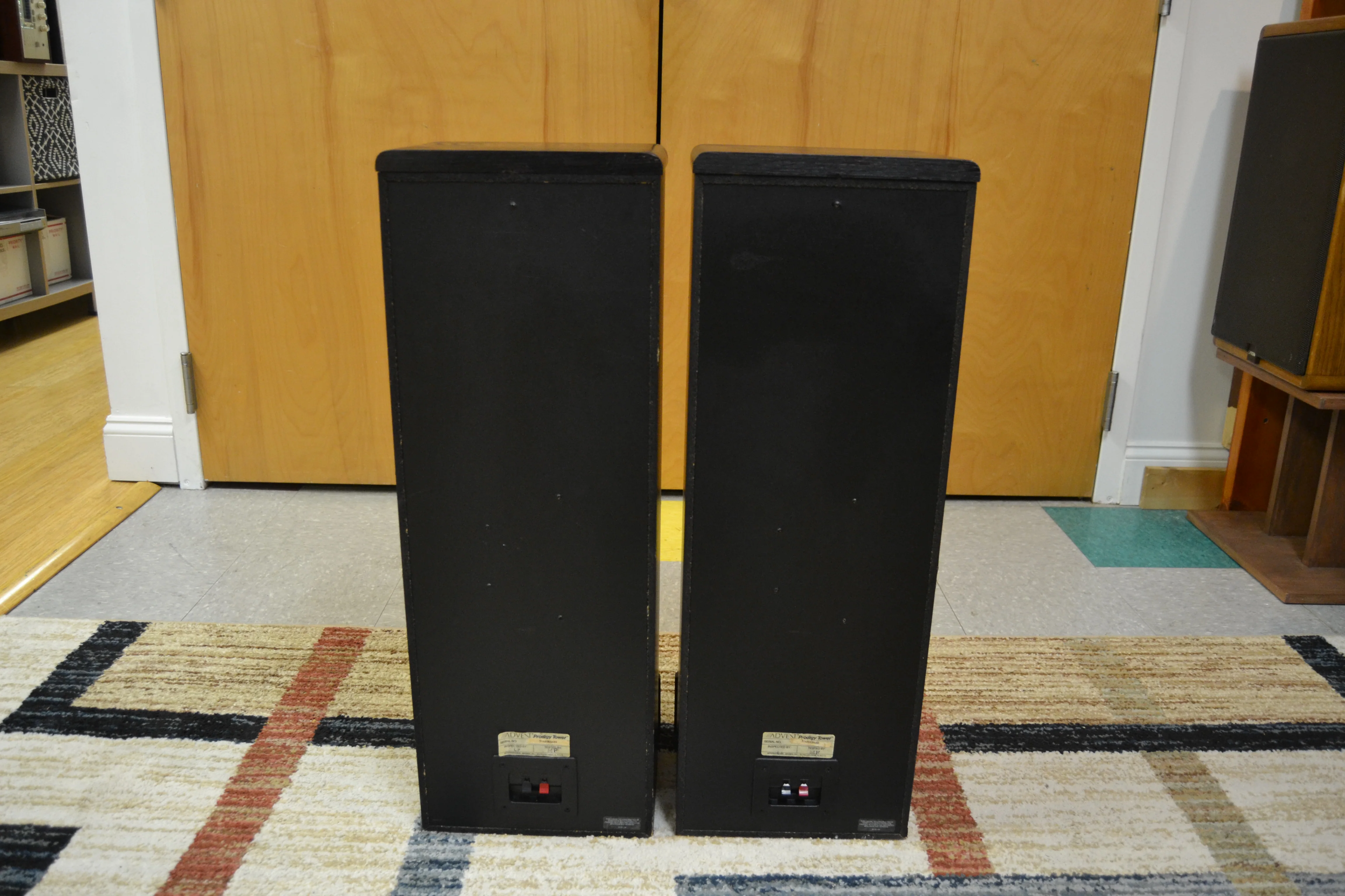Advent Prodigy Tower Speakers - Image 4