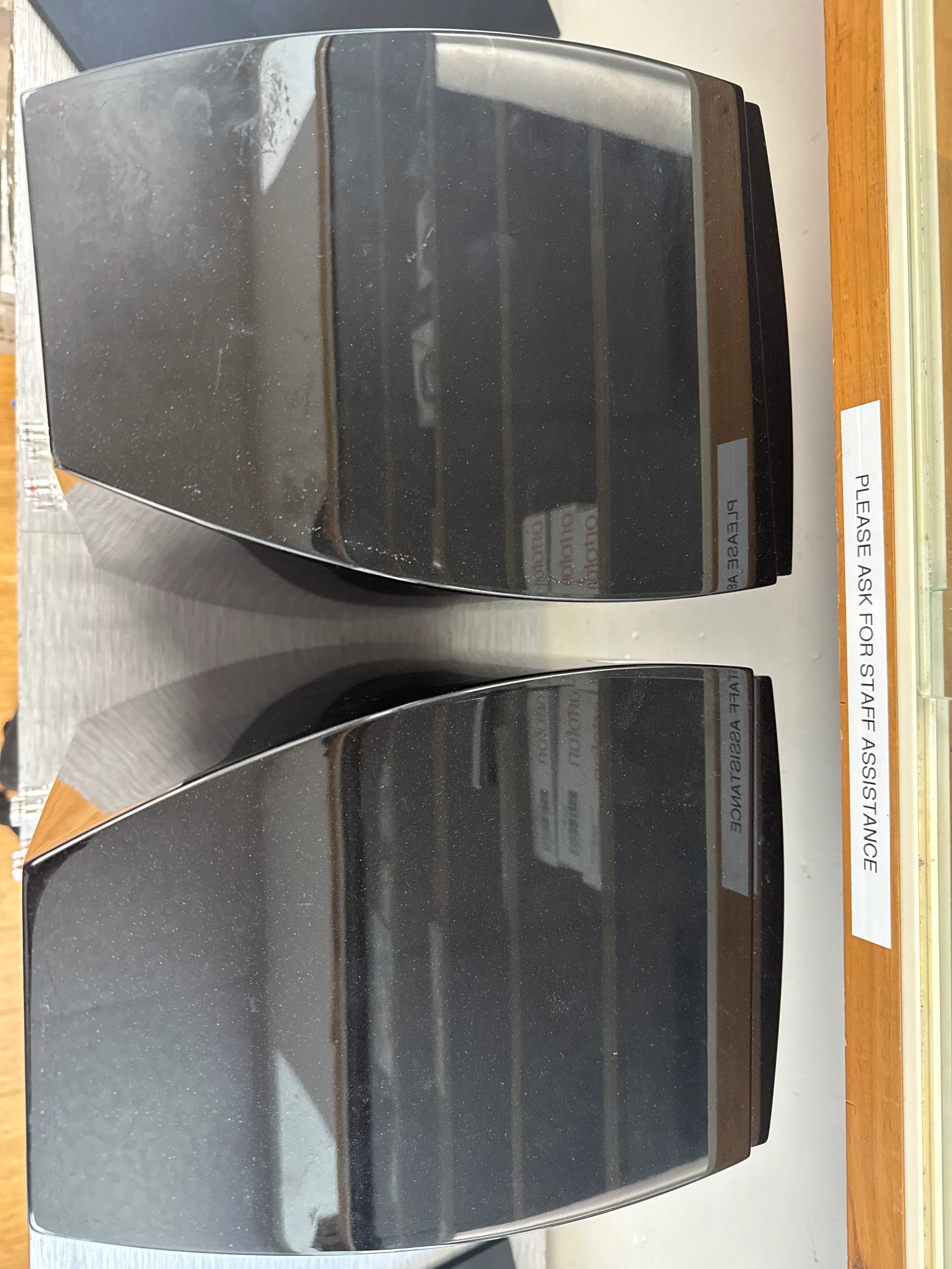 Aerial Acoustics 5T High Gloss Ebony Speakers with Kanto Metal Stands - Image 6