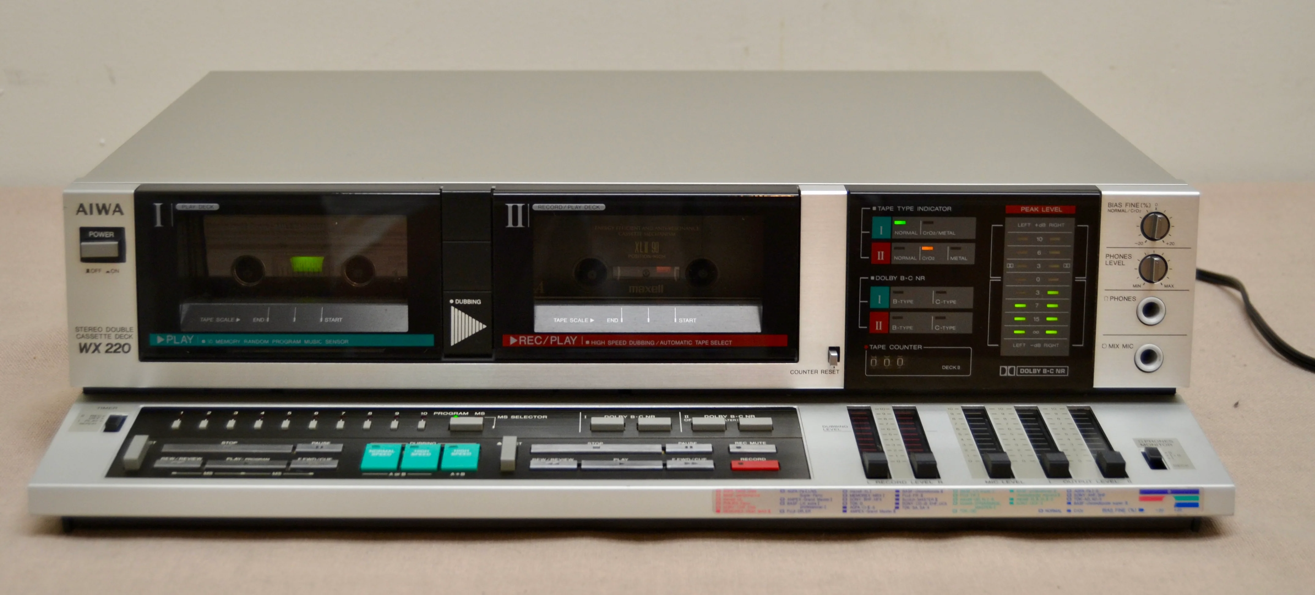 Aiwa AD-WX220 Double Cassette Deck * Fully Serviced * New Belts