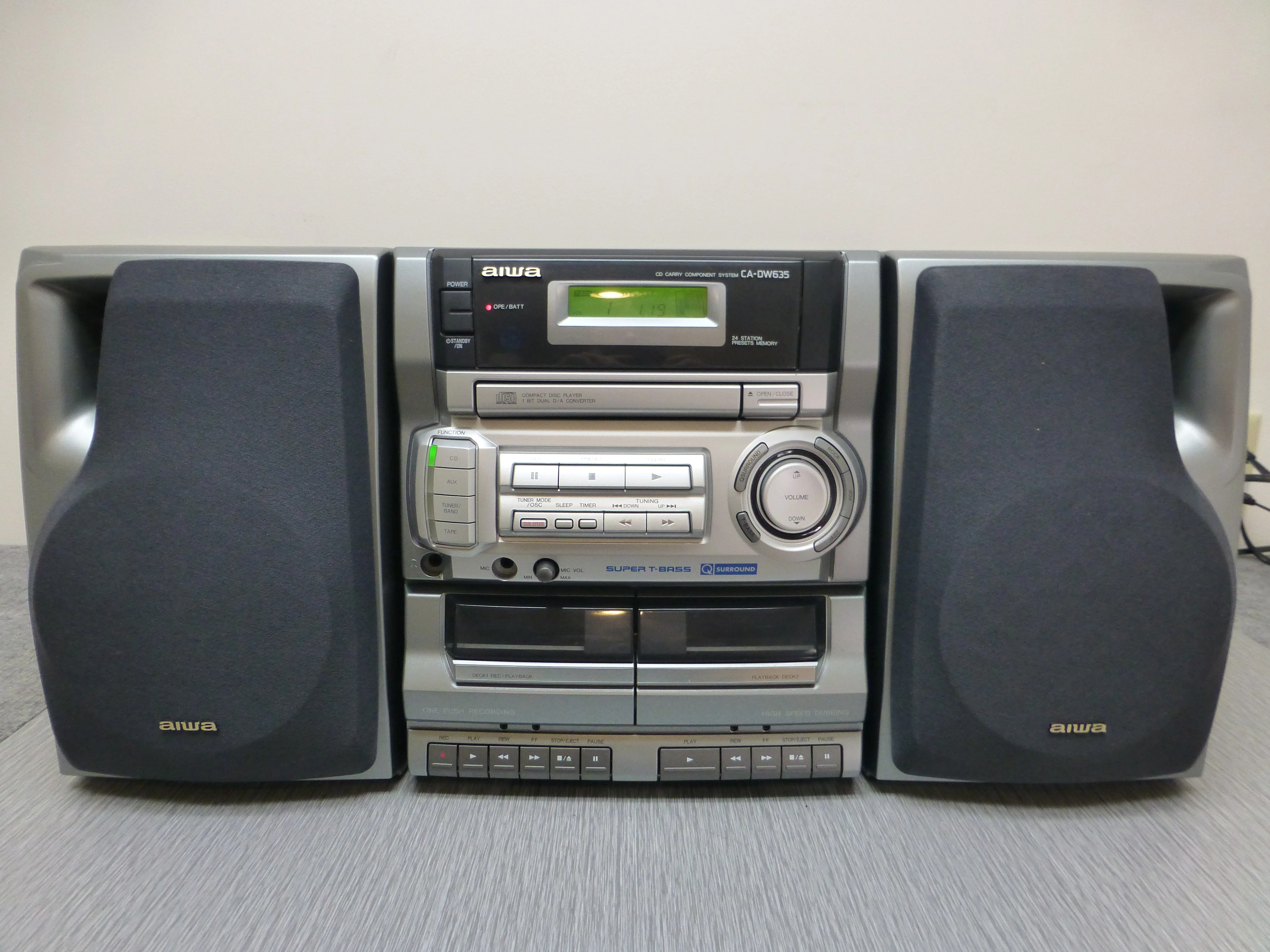 Aiwa CA-DW365
