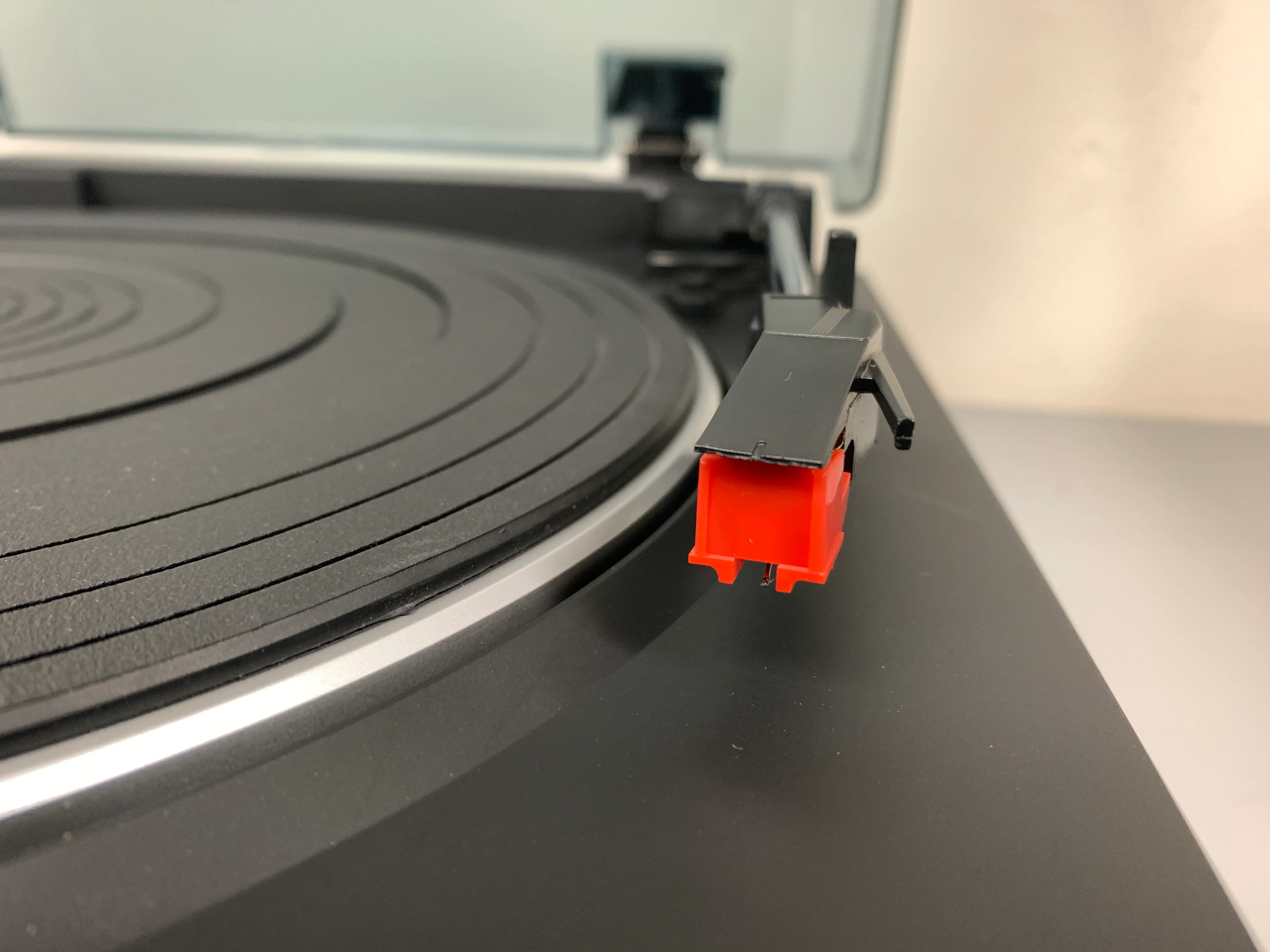Aiwa PX-E850 Turntable - Image 4