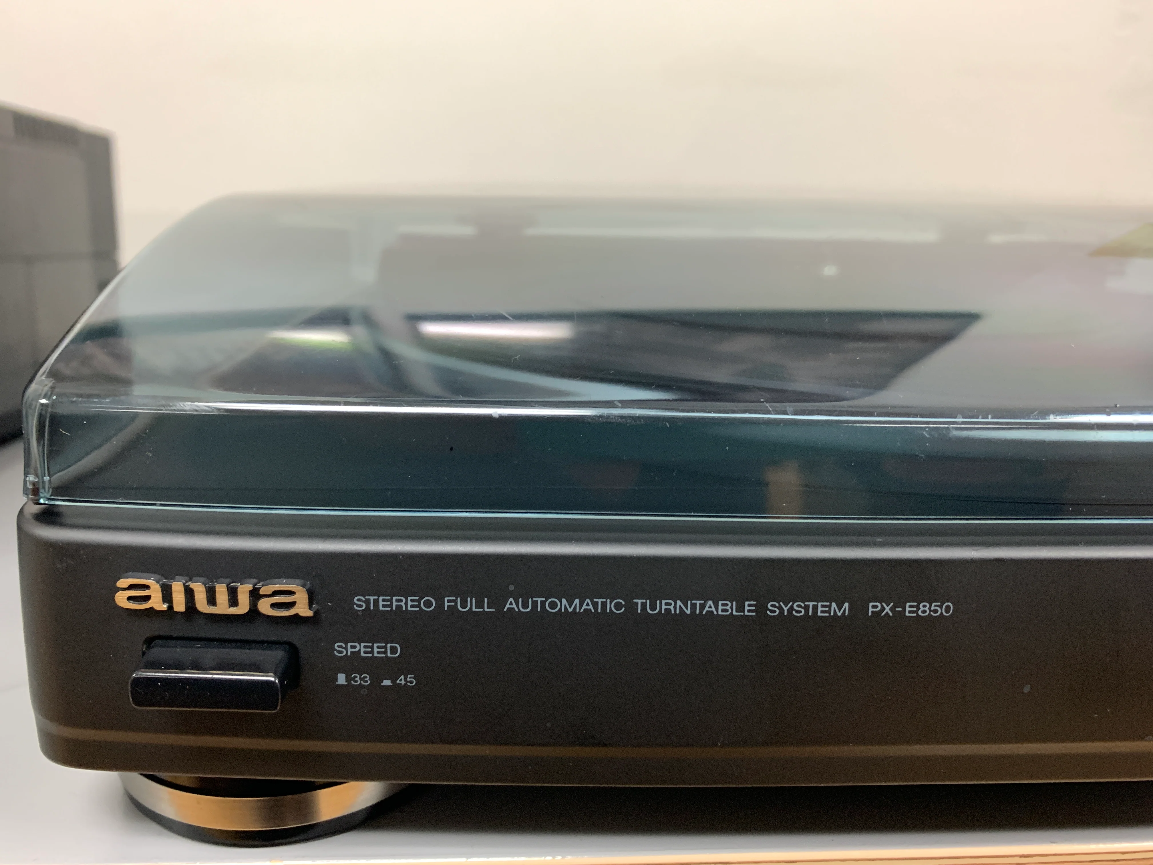 Aiwa PX-E850 Turntable - Image 5