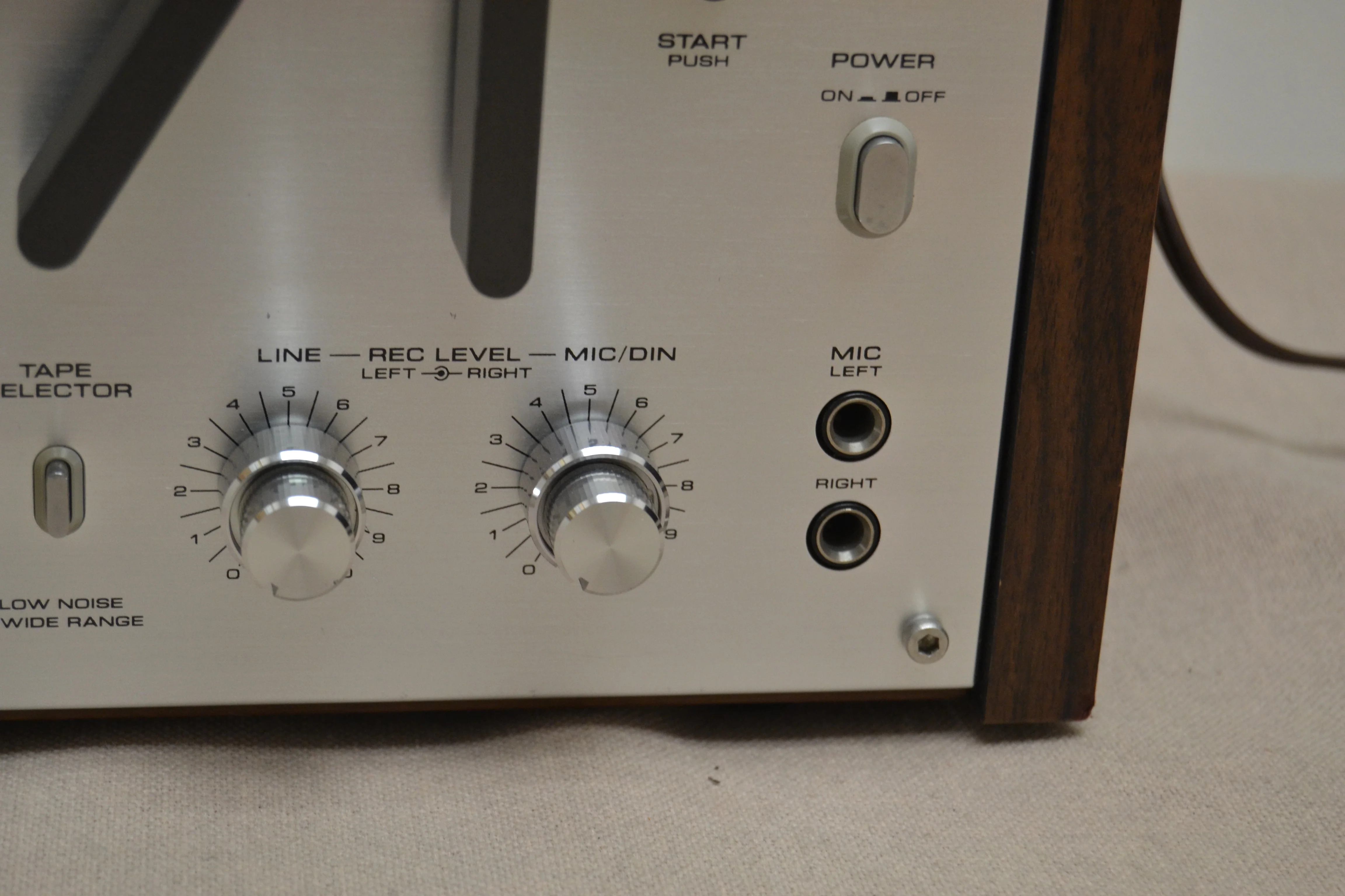 Akai GX-4000D Stereo Reel to Reel Tape Recorder (1978-85) * Fully Serviced * New Belts - Image 5