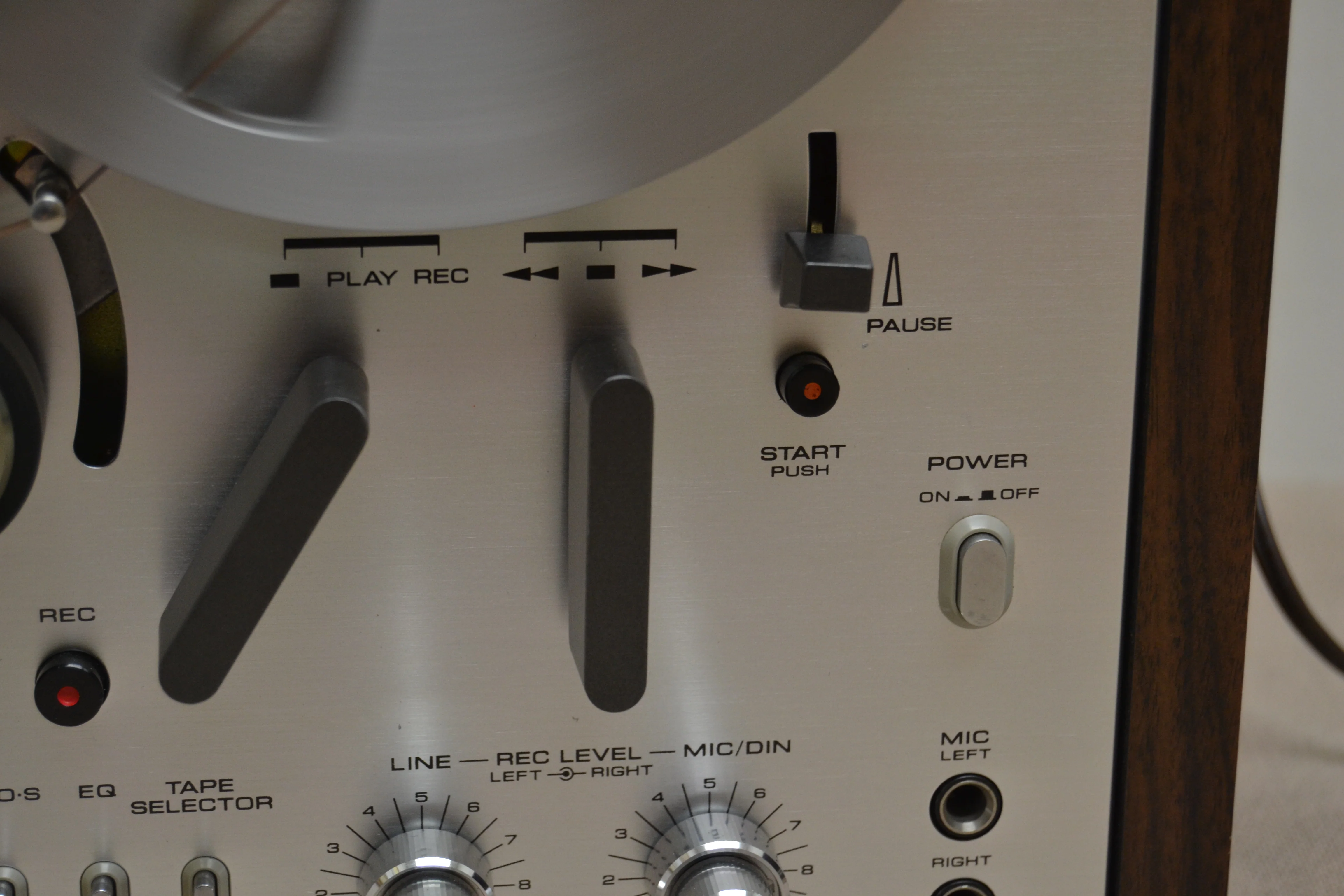 Akai GX-4000D Stereo Reel to Reel Tape Recorder (1978-85) * Fully Serviced * New Belts - Image 6