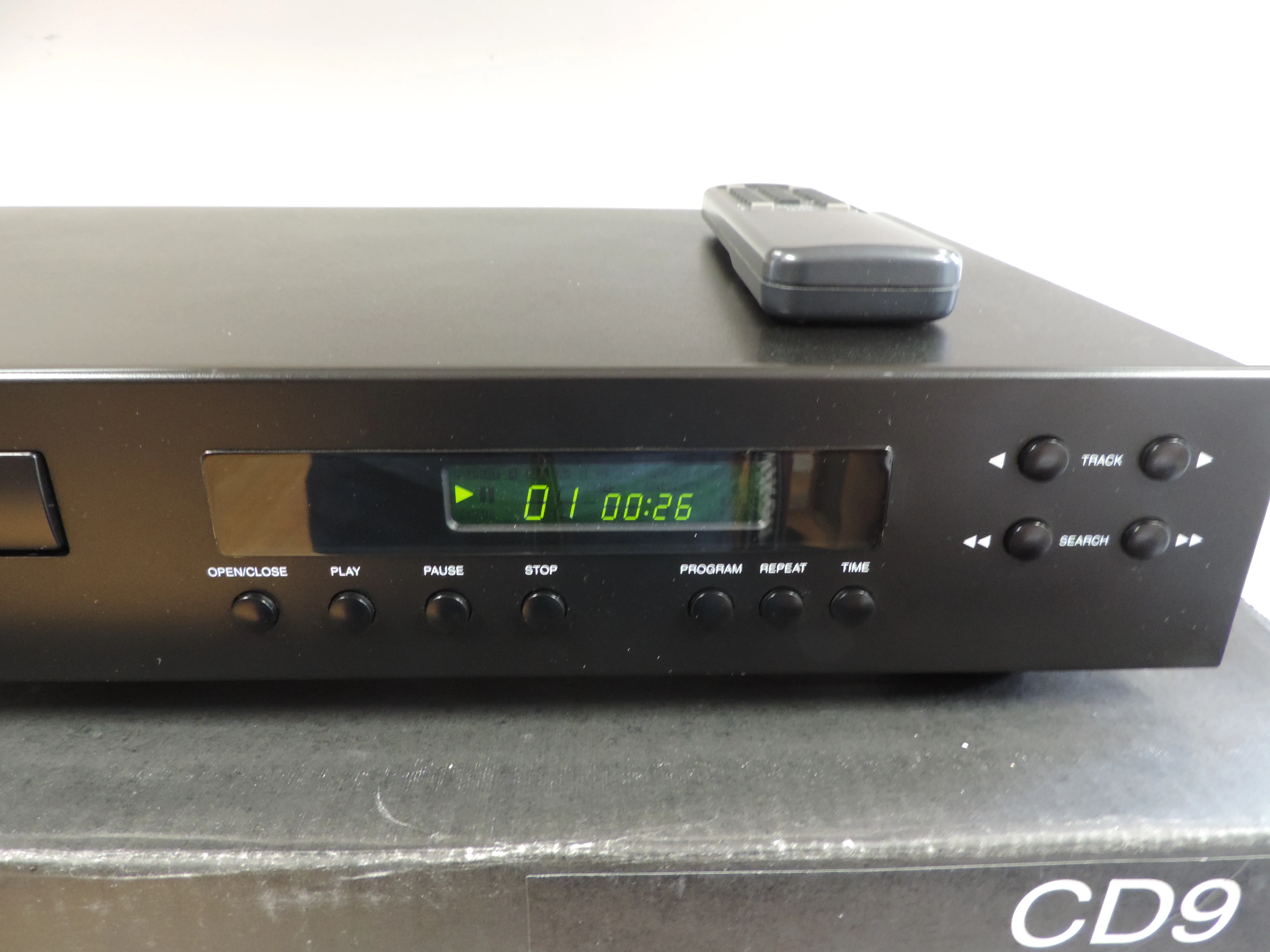 AMC by Veltronics London * CD9 SIngle Cd Player * Remote * Box - Image 4