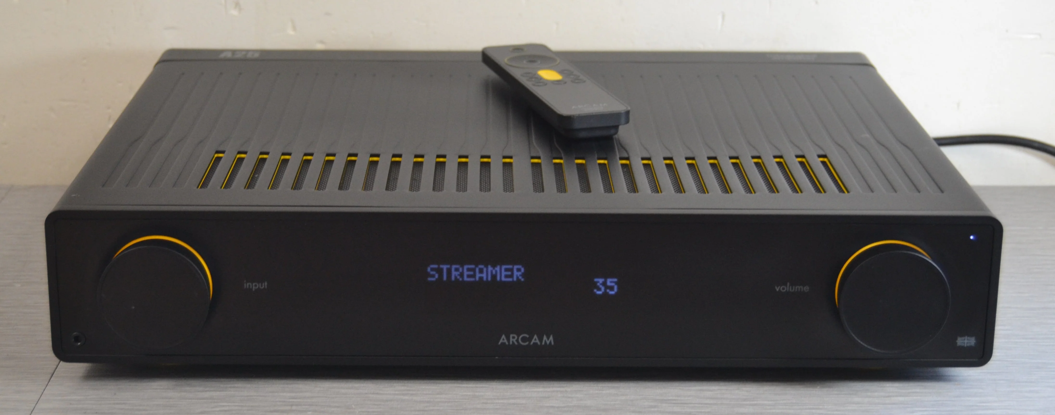 Arcam A25 Stereo Integrated Amplifier * Remote