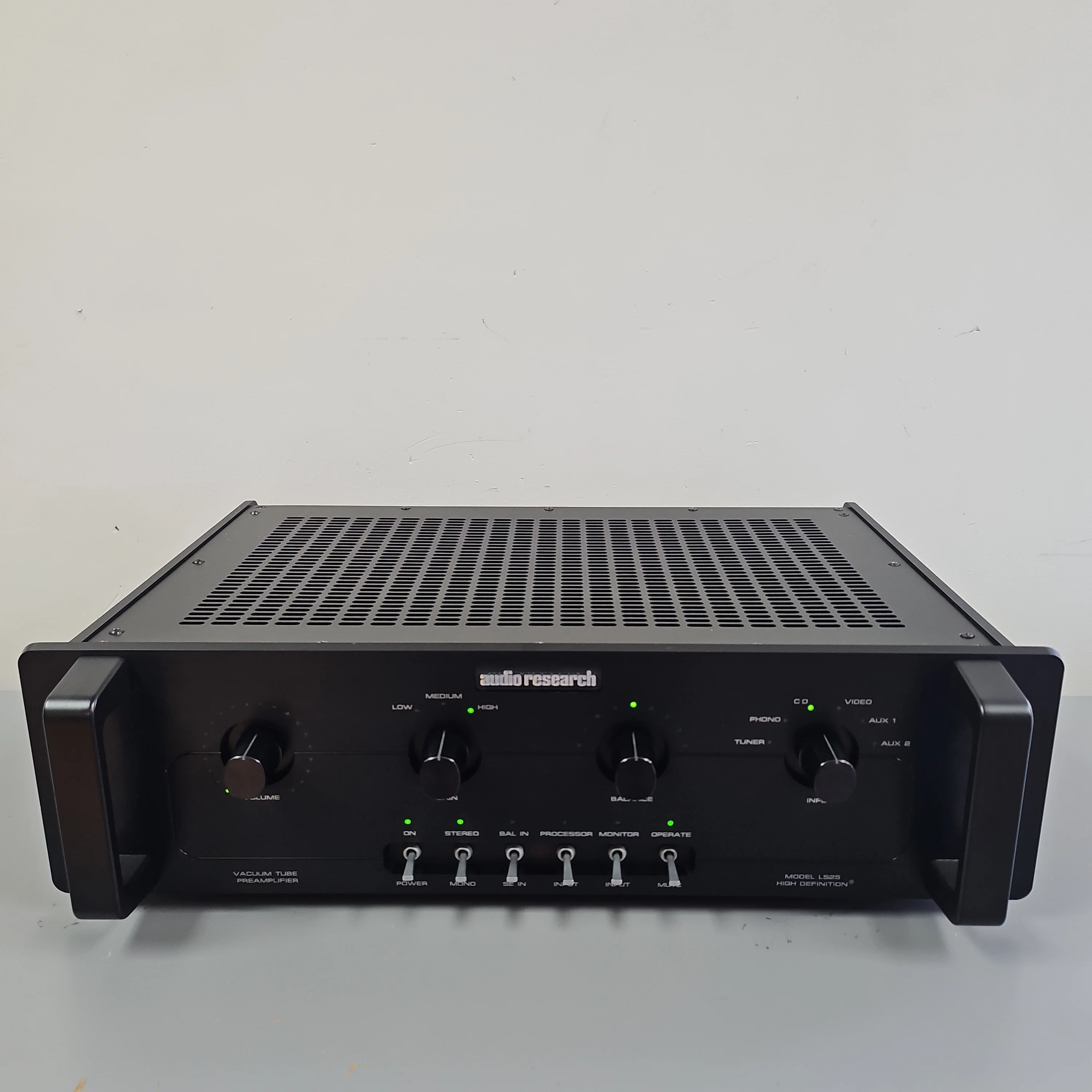 Audio Research LS25 Vacuum Tube Preamplifier