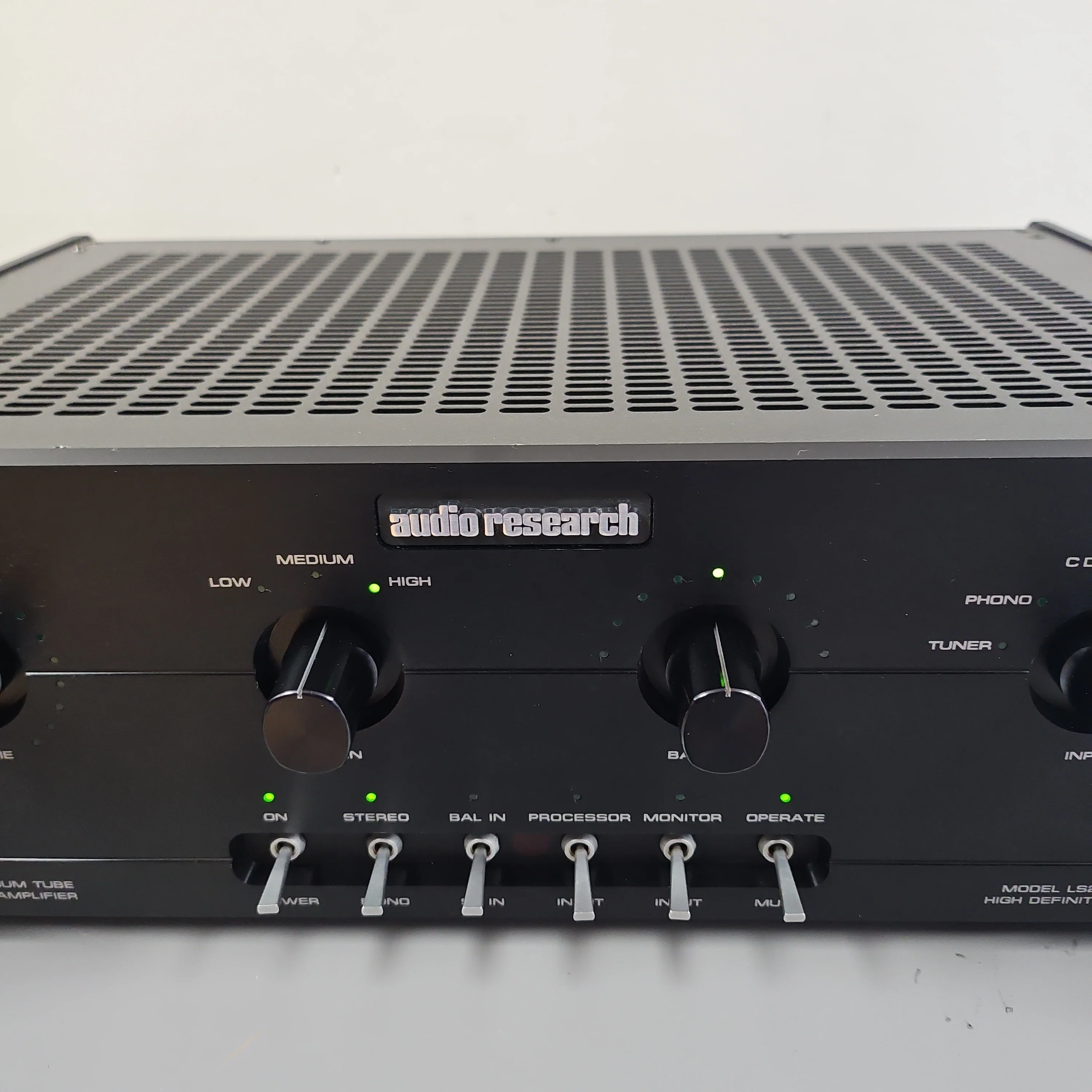 Audio Research LS25 Vacuum Tube Preamplifier - Image 3