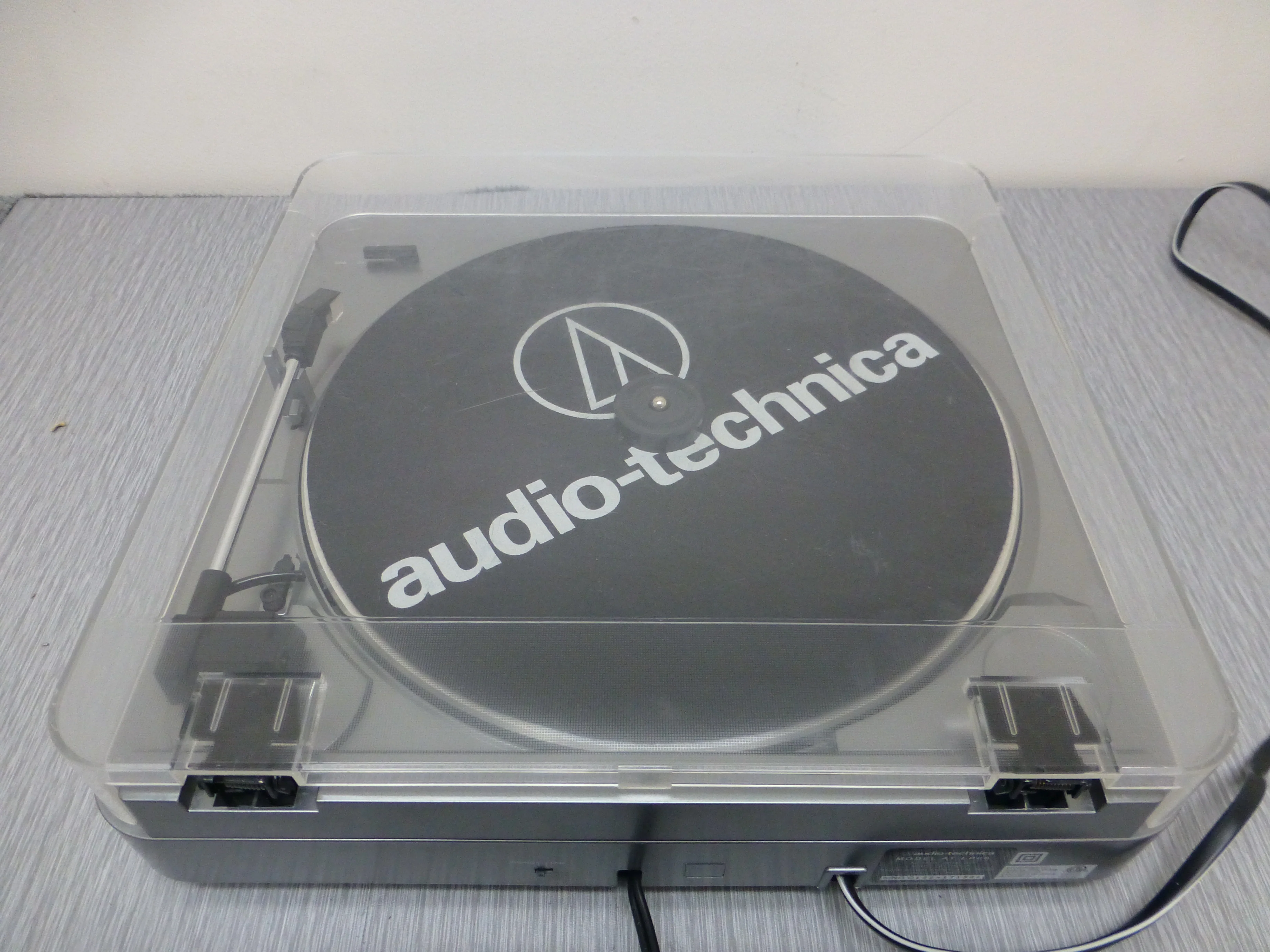 Audio Technica AT-LP60 - Image 13