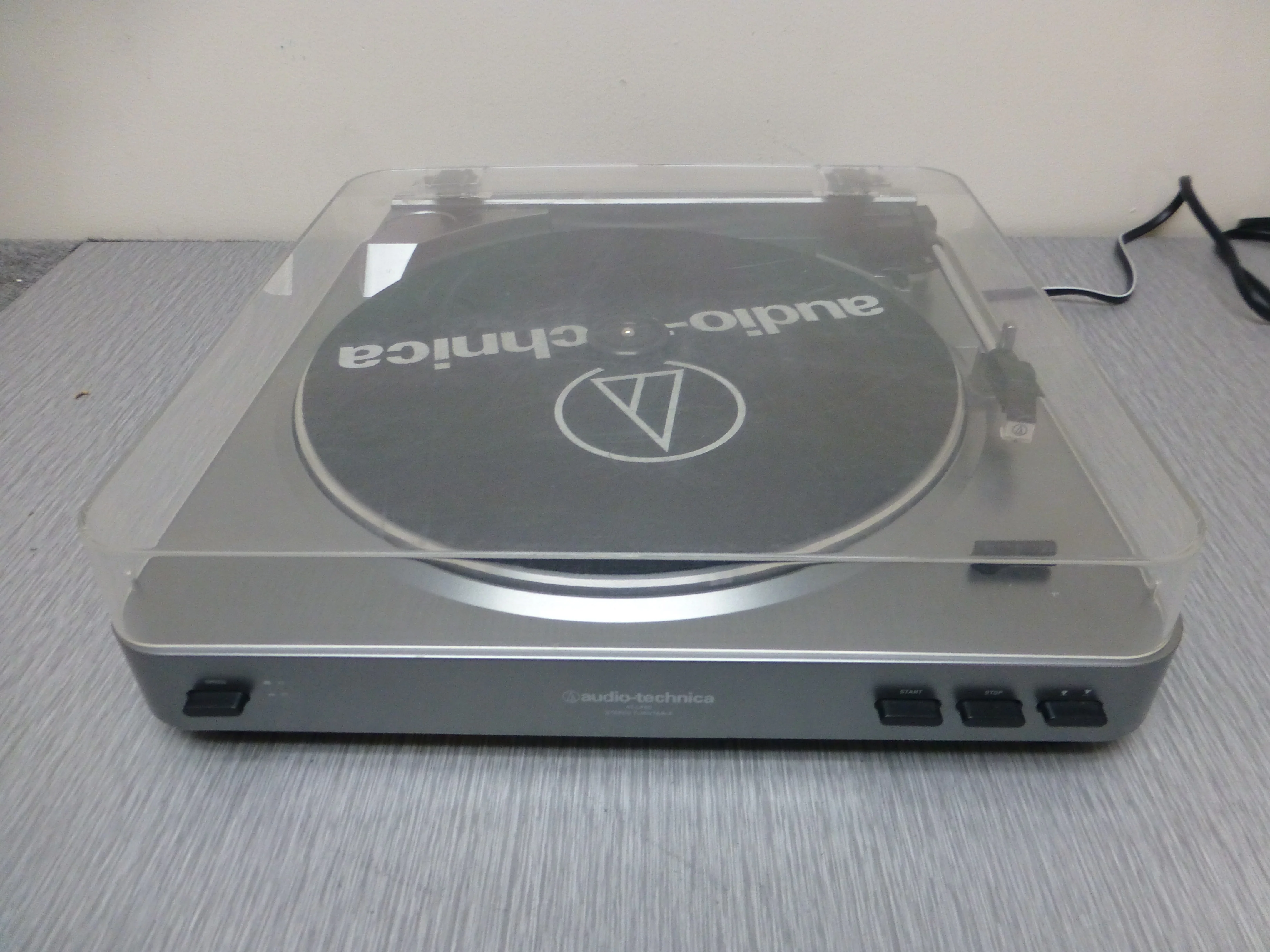 Audio Technica AT-LP60 - Image 14