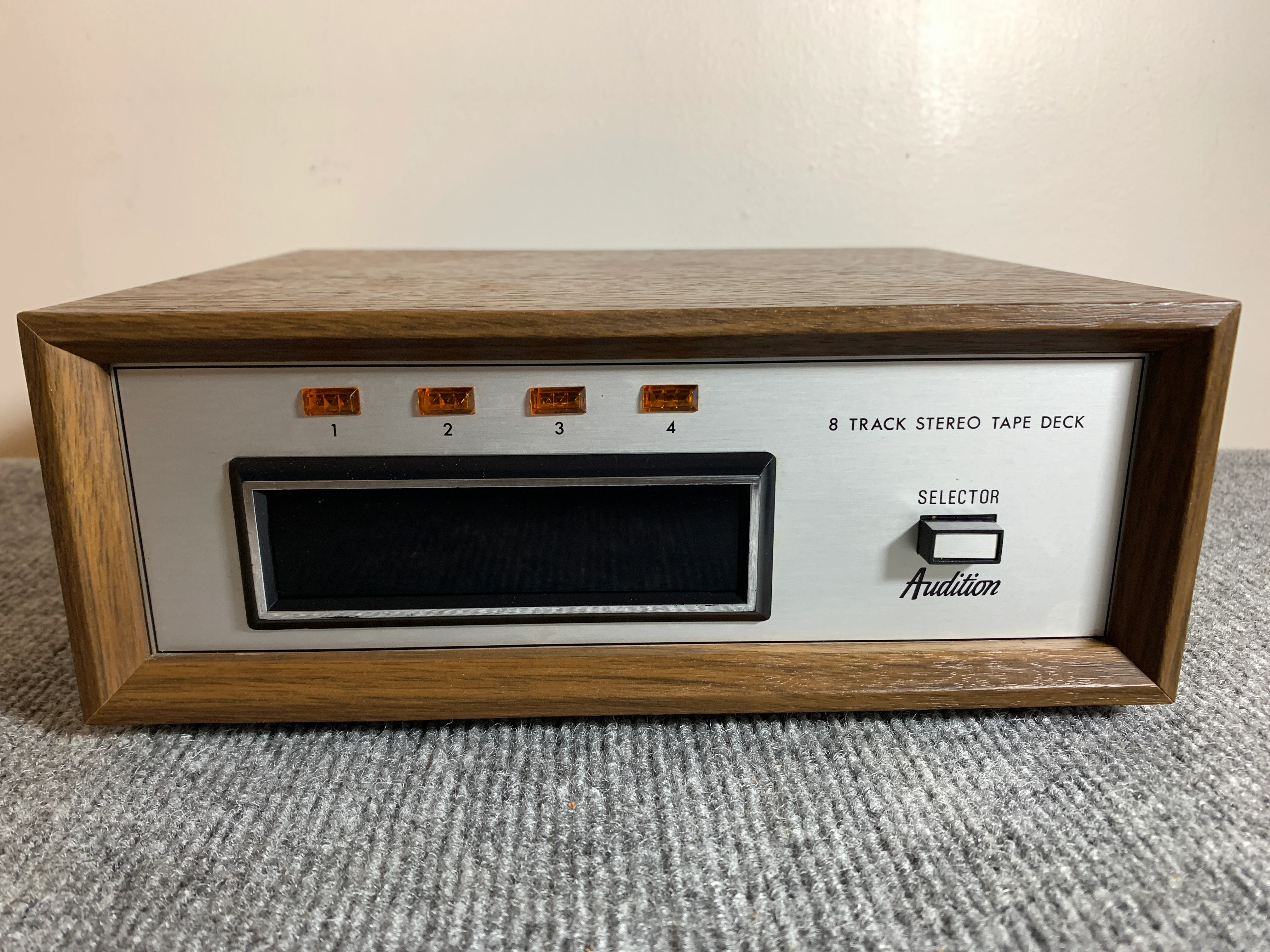 Audition 8 Track Player * Made in japan - Image 2