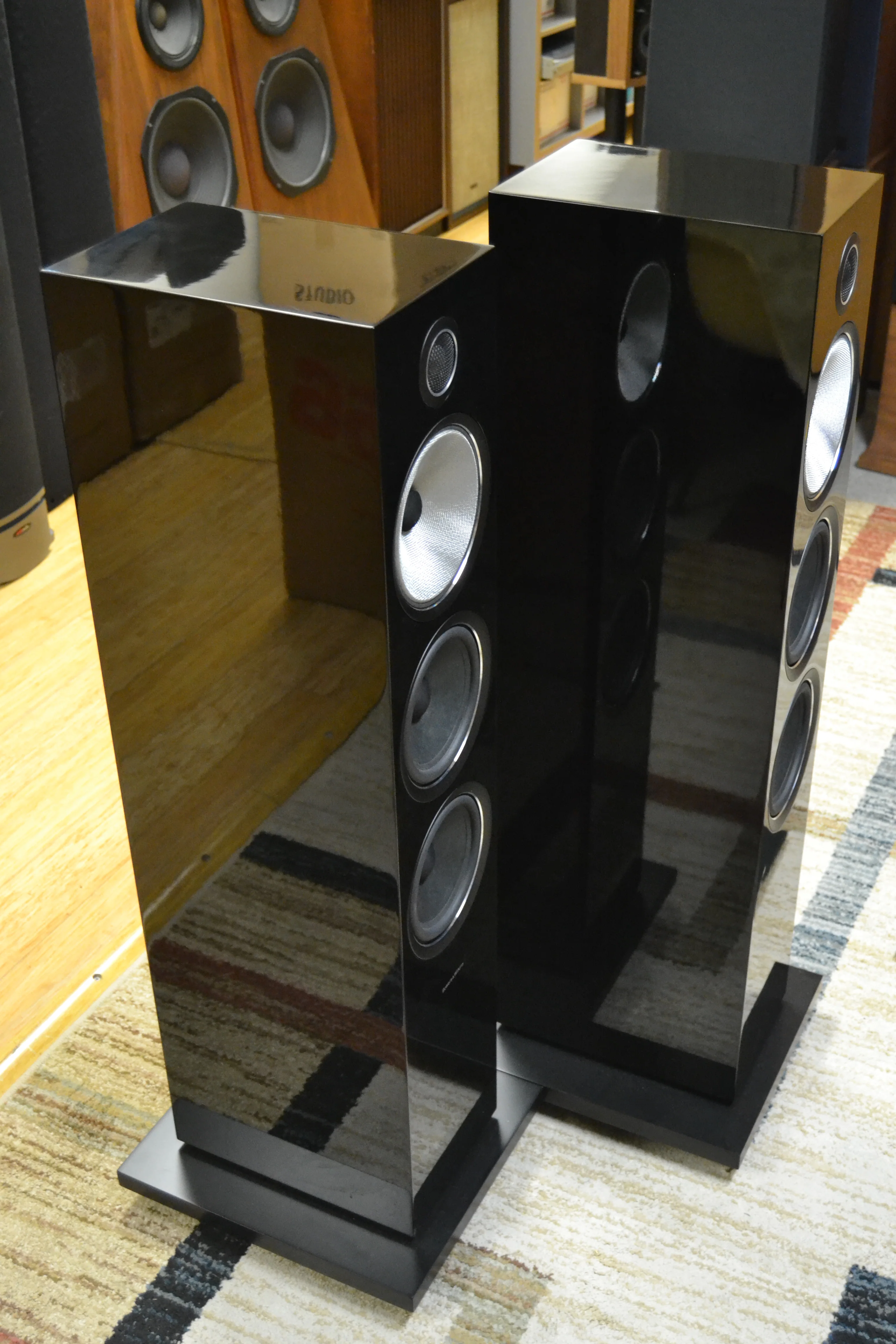 B&W Bower & Wilkins 703 S2 Floor Standing Speakers * Gloss Black - Image 8