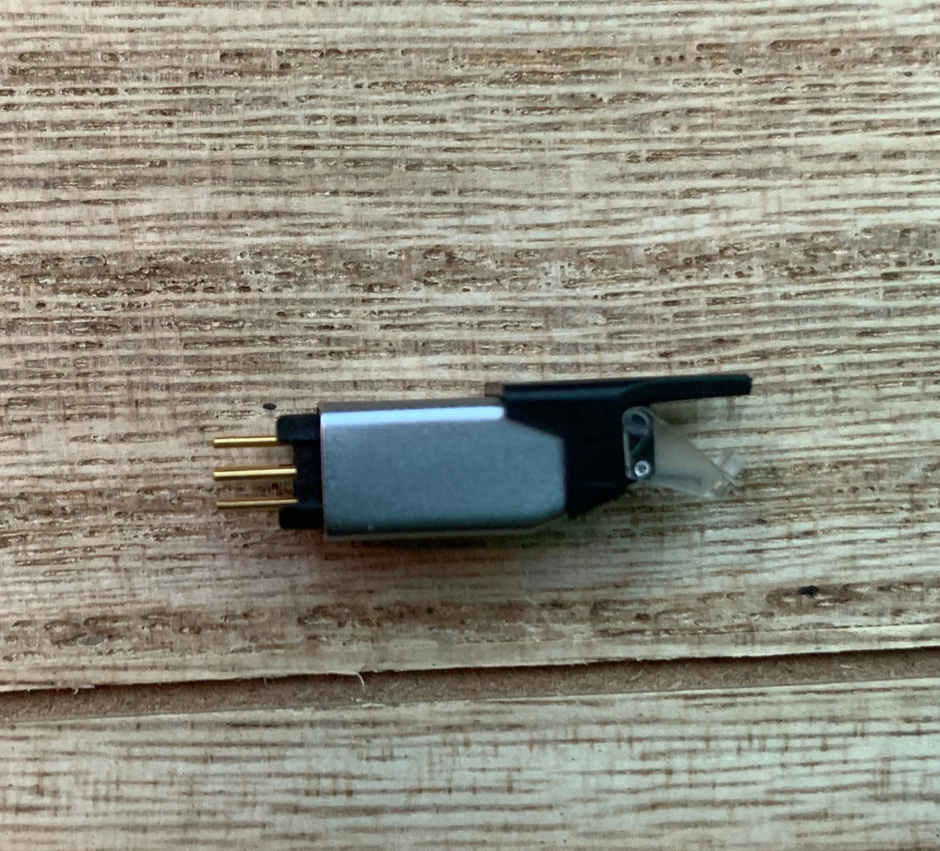 Bang and Olufsen MMC4 Phono Cartridge * OEM Stylus - Image 2