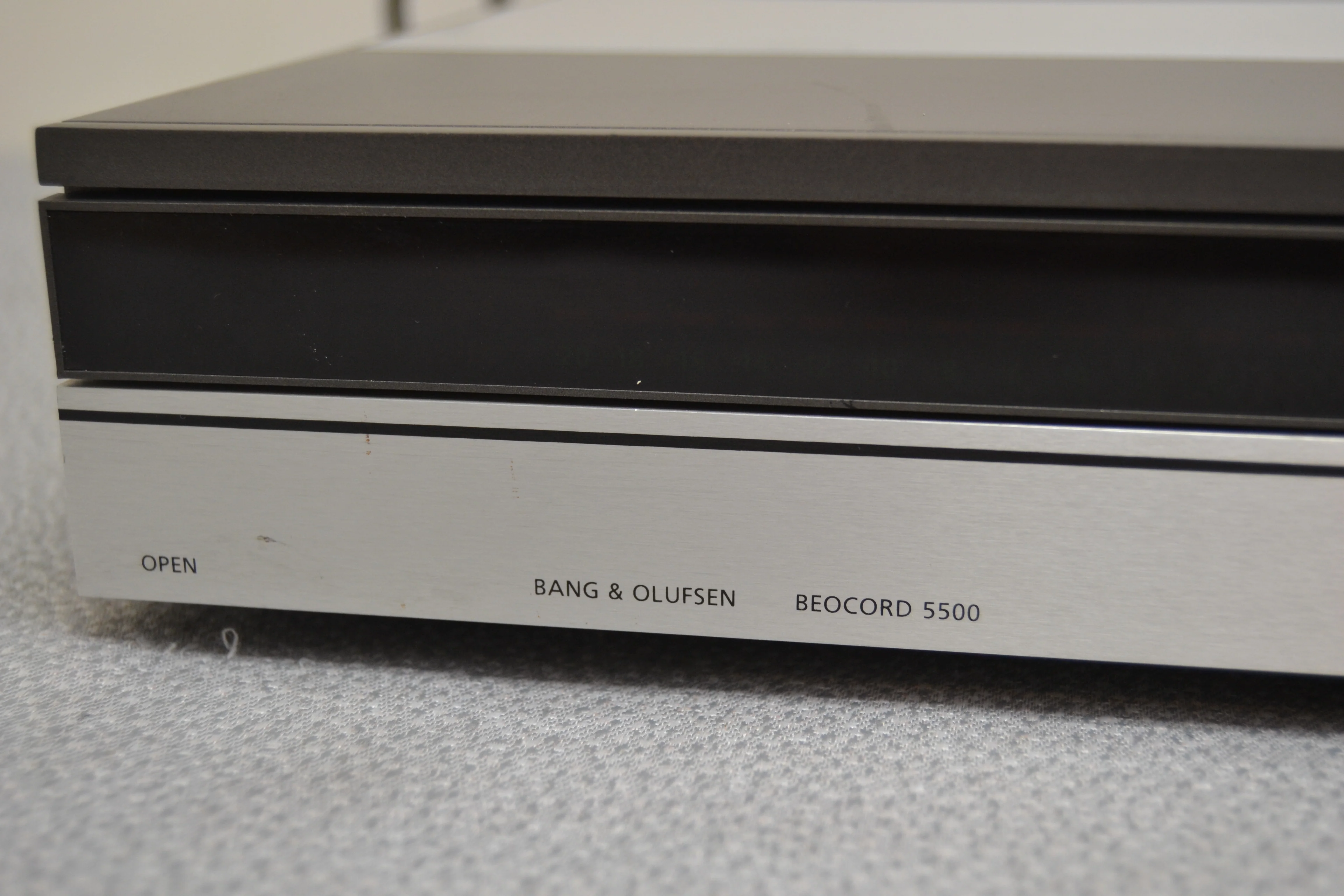 Bang Olufsen B&O BeoCord 5500 - SIngle Cassette Deck 4933 * Fully Serviced * New Belts - Image 11