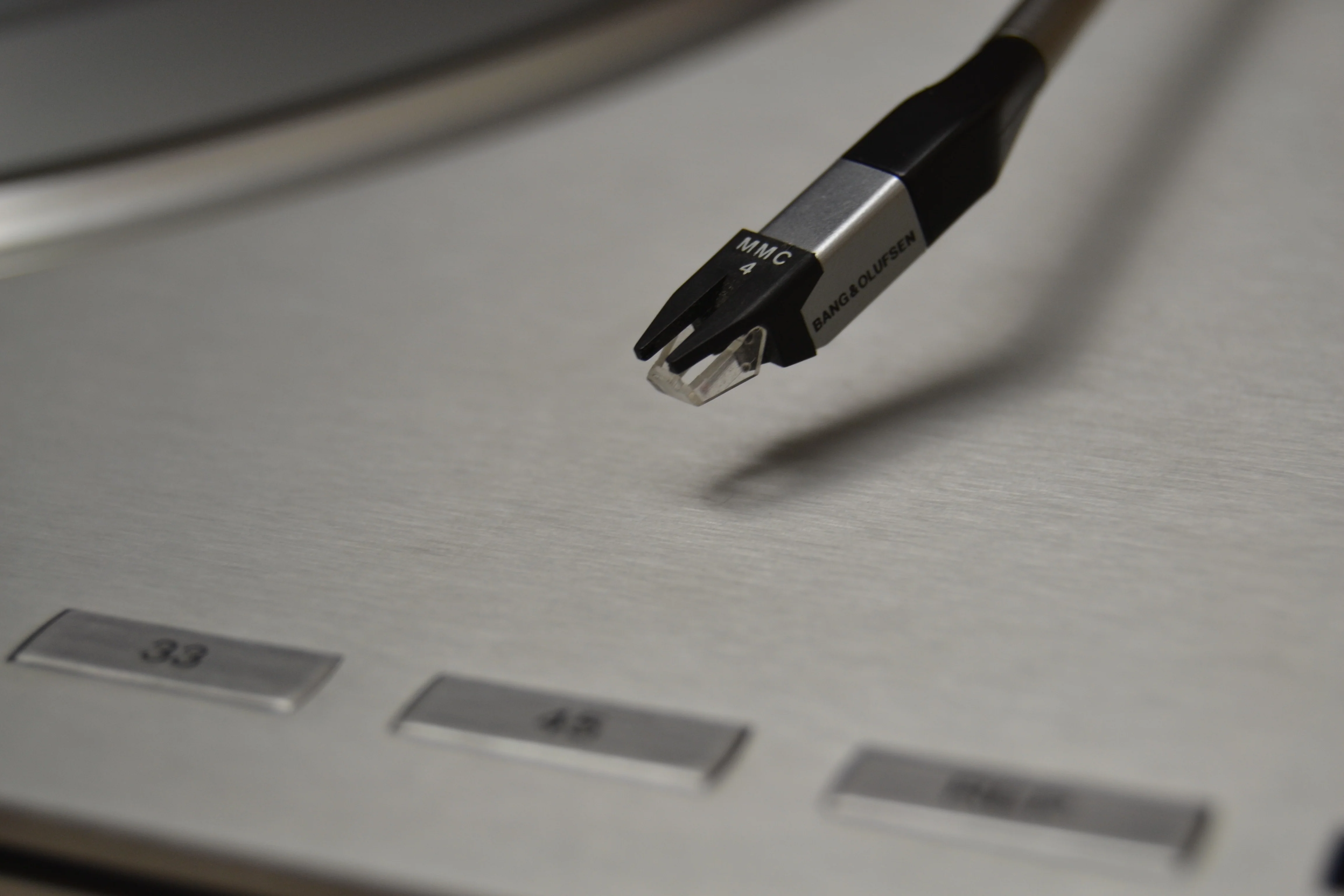 Bang & Olufsen B&O Beogram 2000 ( 5823 ) Turntable with MMC4 Cartridge * 1983 - Image 8