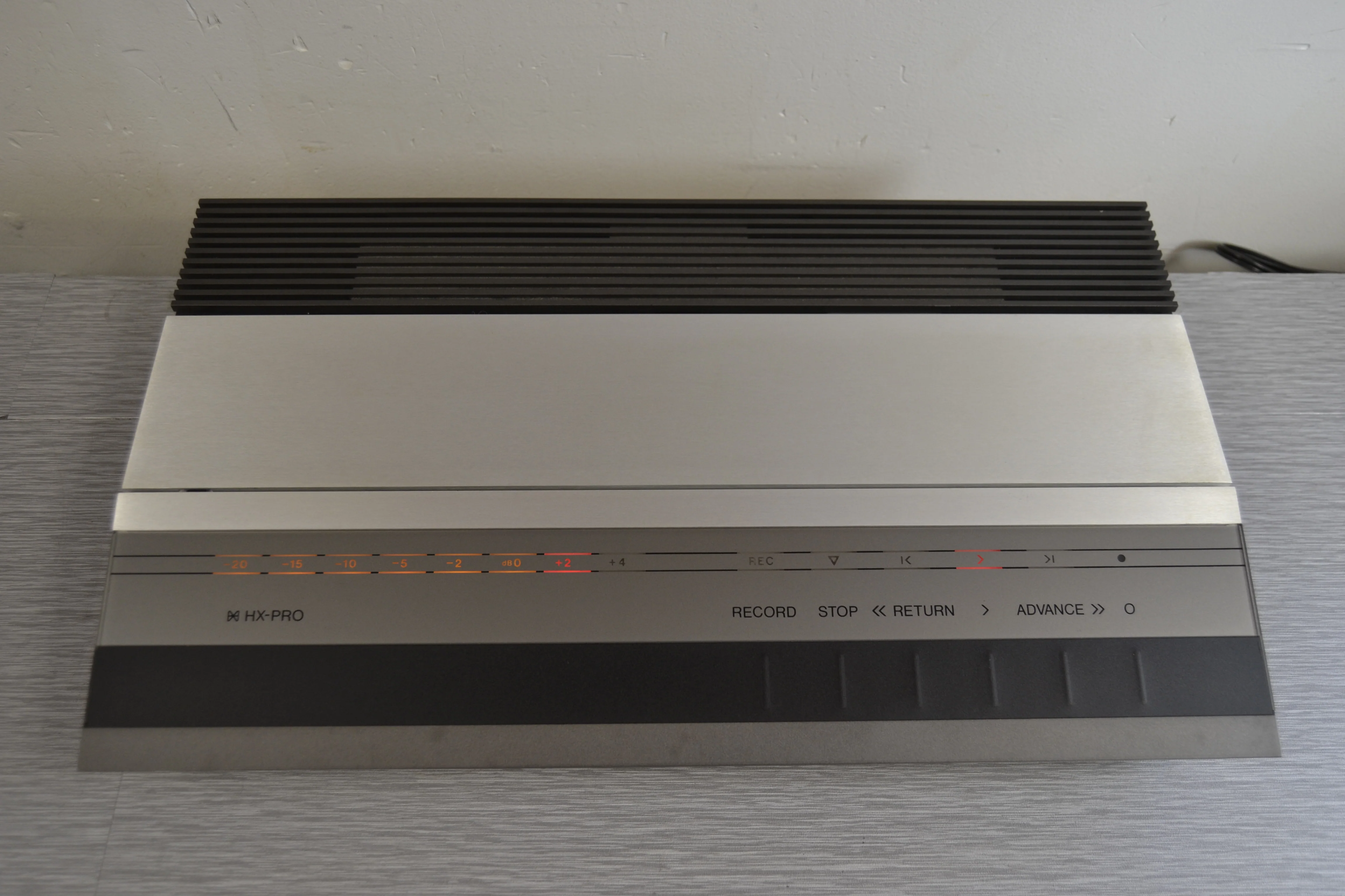 Bang & Olufsen Beocord 3300 Single Cassette Deck * New Belts - Image 6