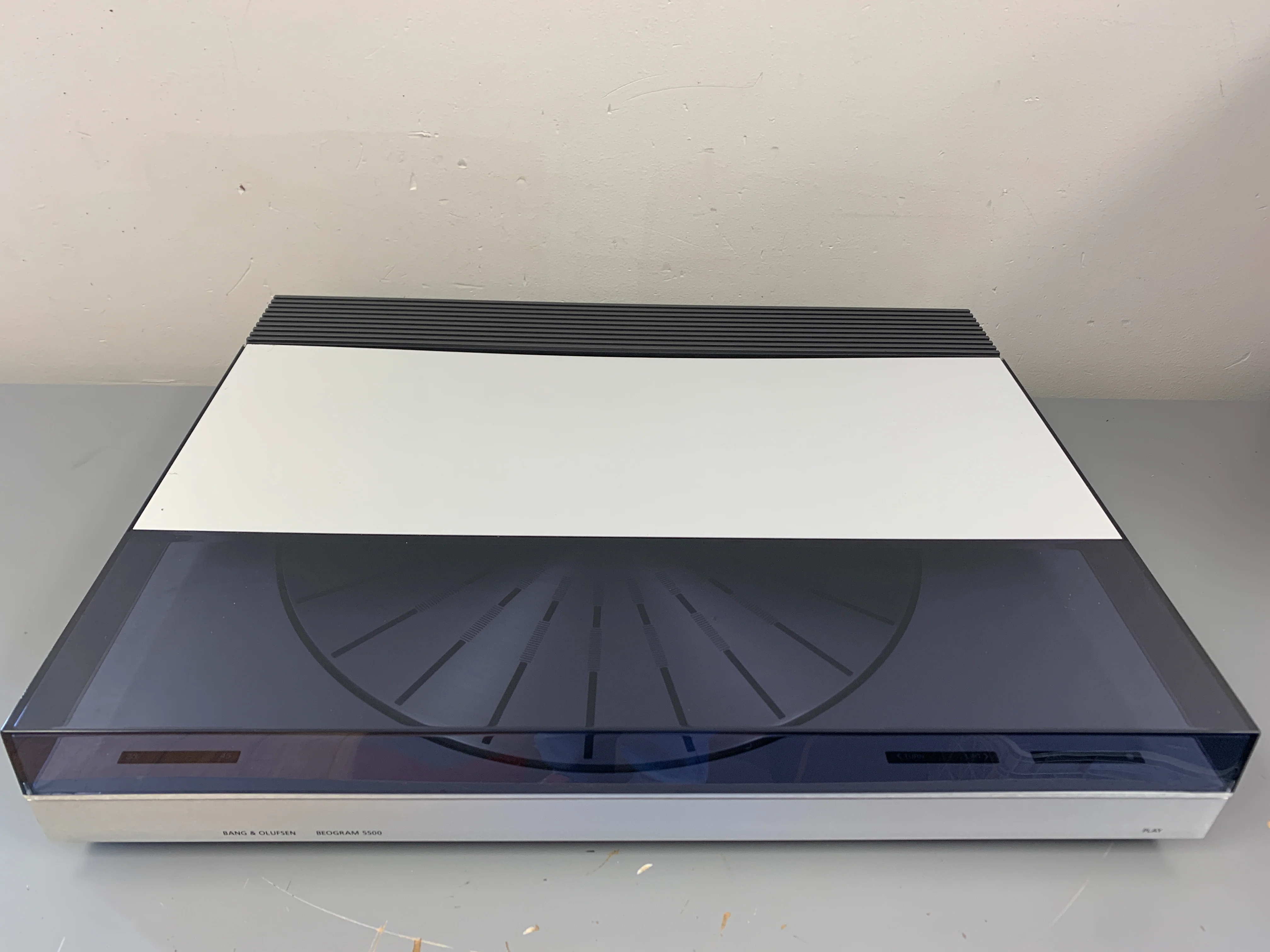 Bang & Olufsen Beogram 5500 Type: 5943 Turntable & MMC3 Cartridge - Image 4