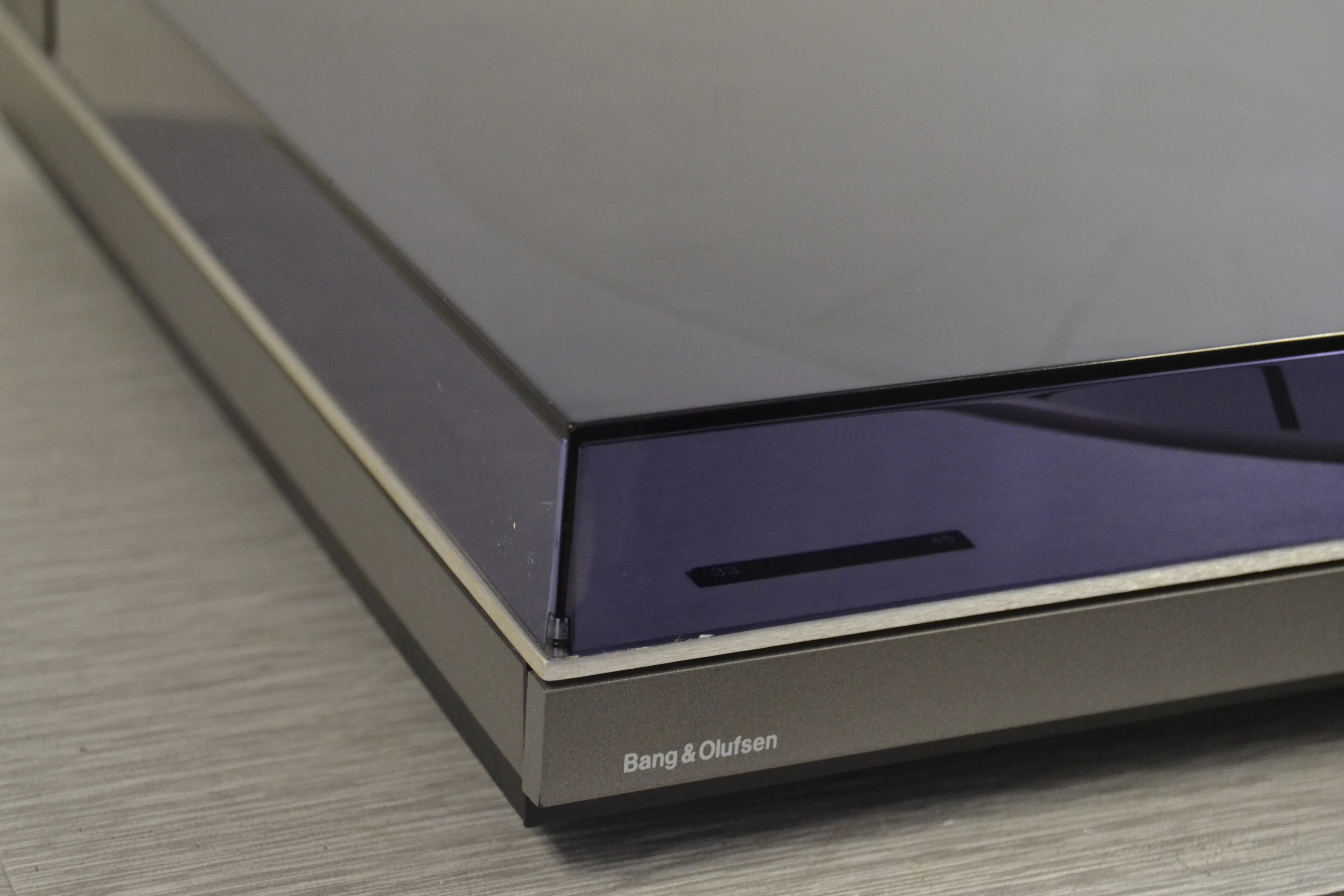 Bang & Olufsen Beogram TX2 5913 - Linear Tracking Turntable with MMC4 Cartidge - Image 2