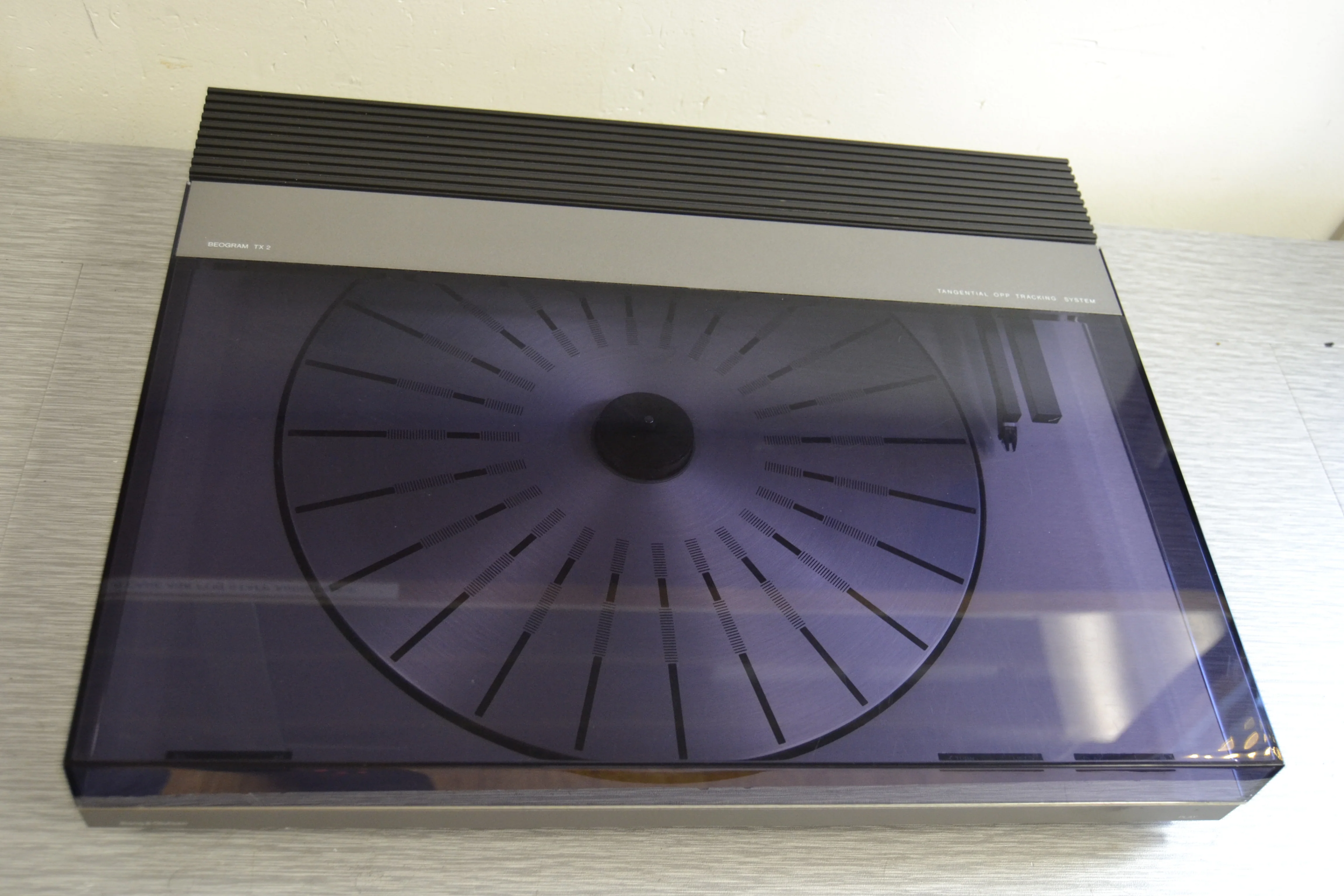 Bang & Olufsen Beogram TX2 5913 - Linear Tracking Turntable with MMC4 Cartidge - Image 3