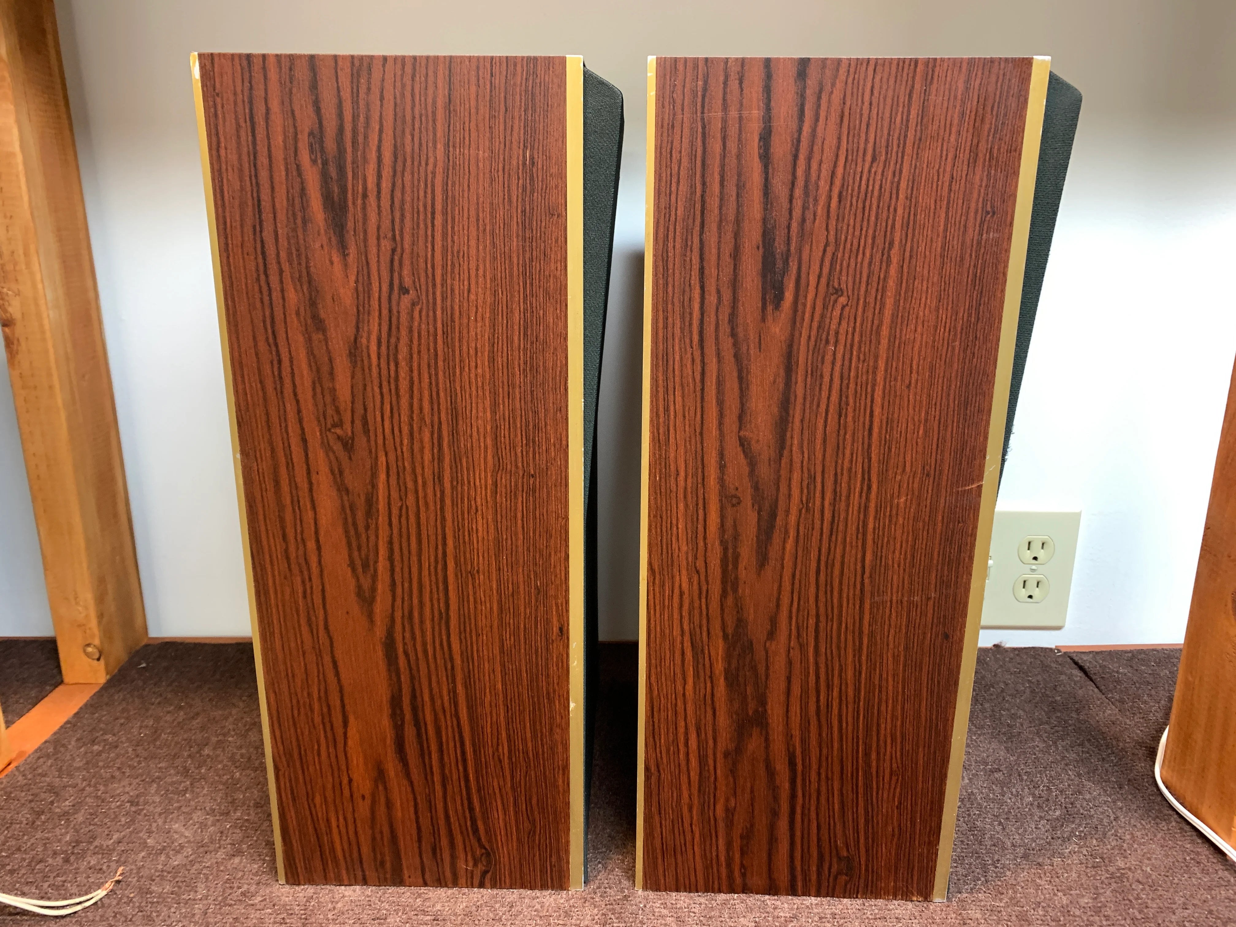 Bang & Olufsen * Beovox S45-2 Speakers - Image 3