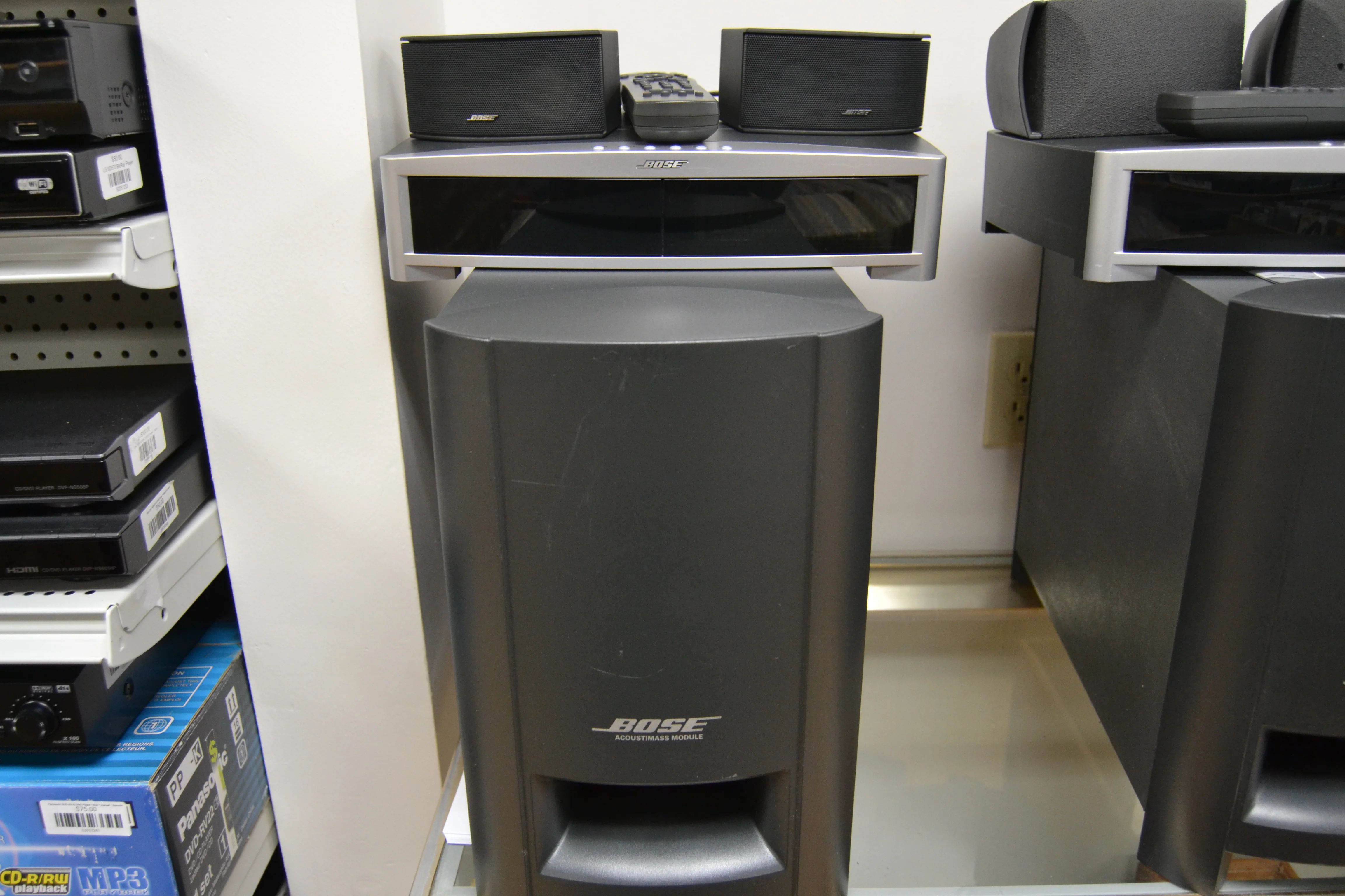 Bose® 3·2·1 III DVD home entertainment system * Complete HDMI System with Remote