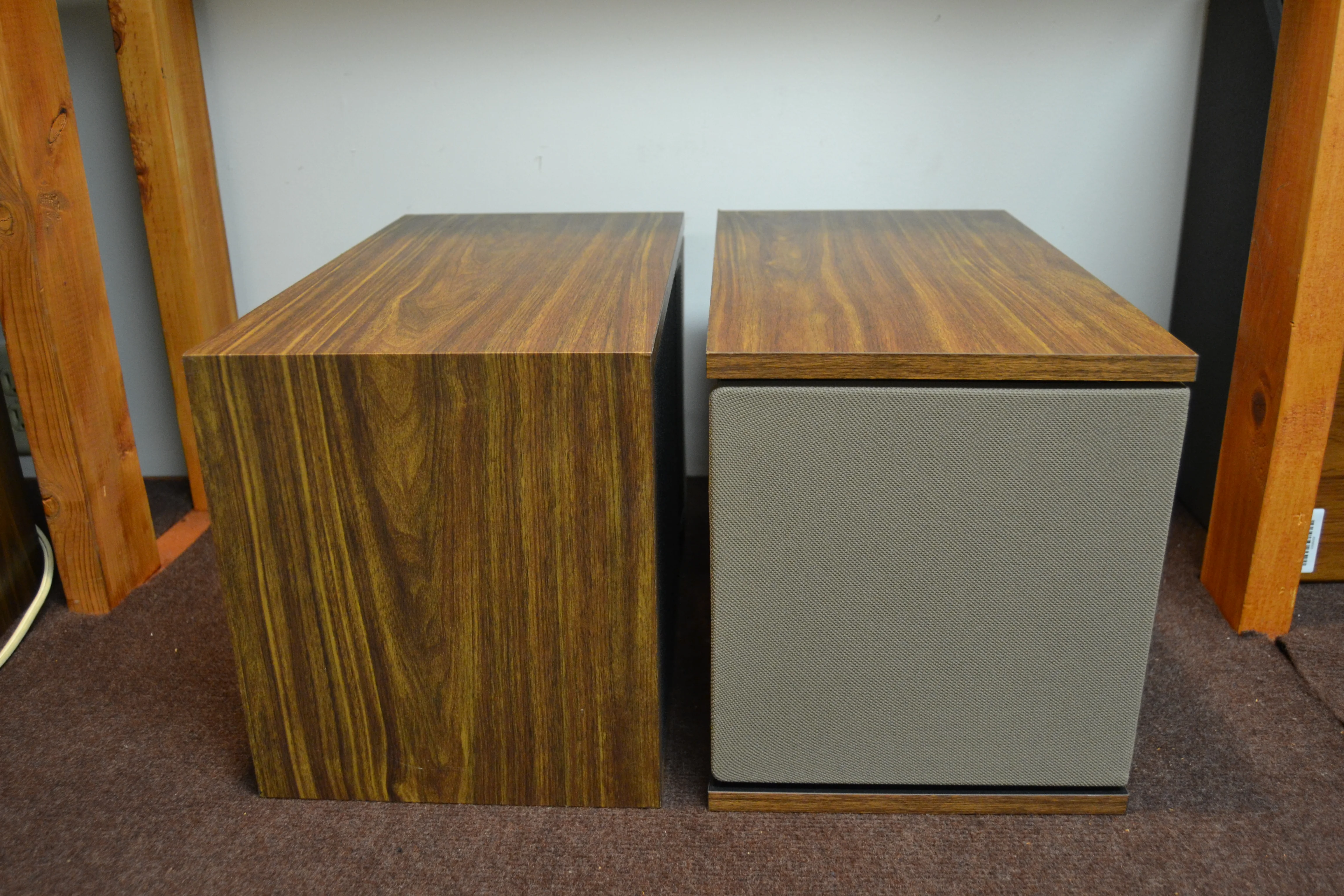 Bose 301 series II Bookshelf Speakers - Image 7